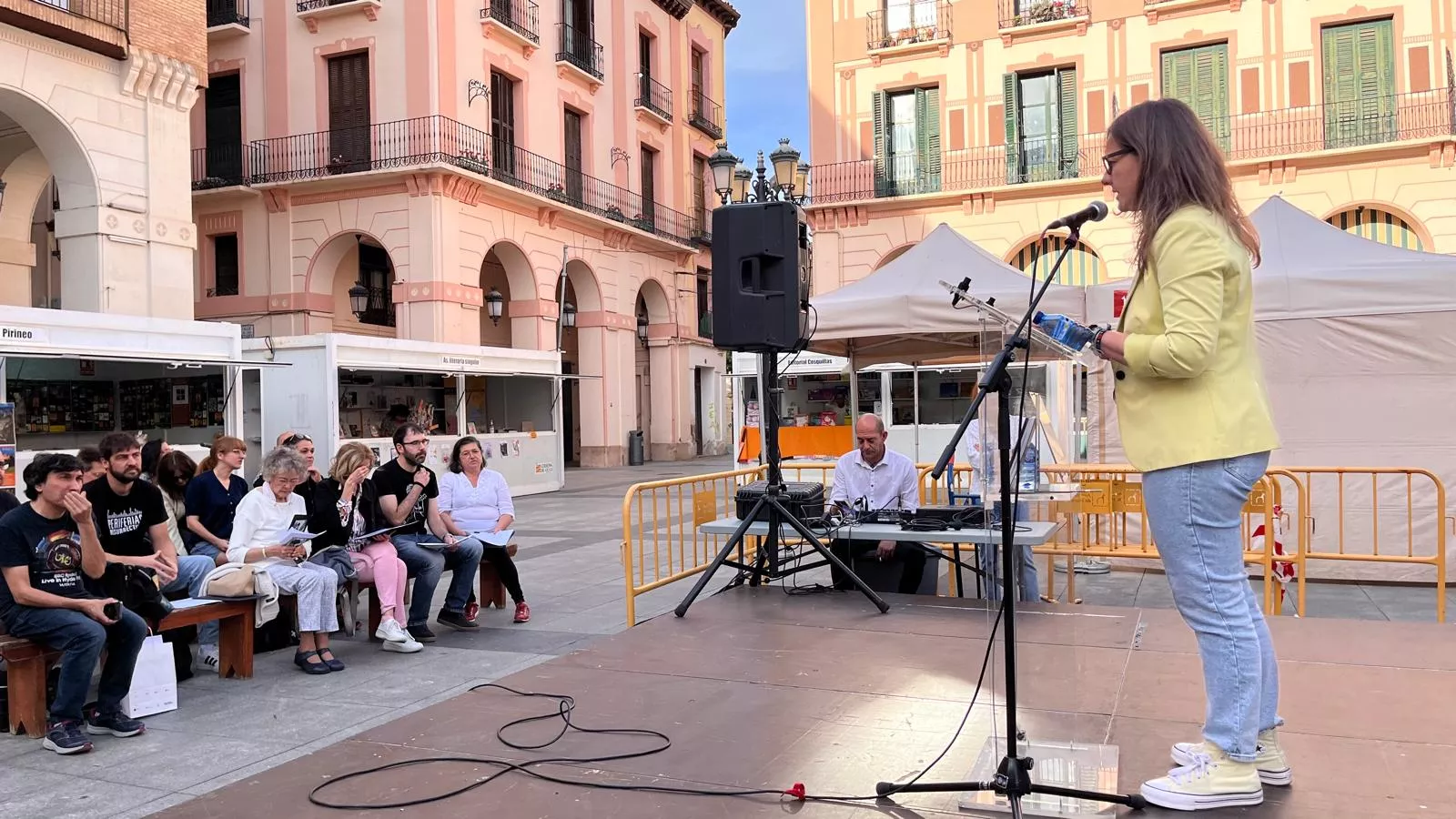 Recital del grupo de creación poética de las Bibliotecas Municipales. Foto Mercedes Manterola