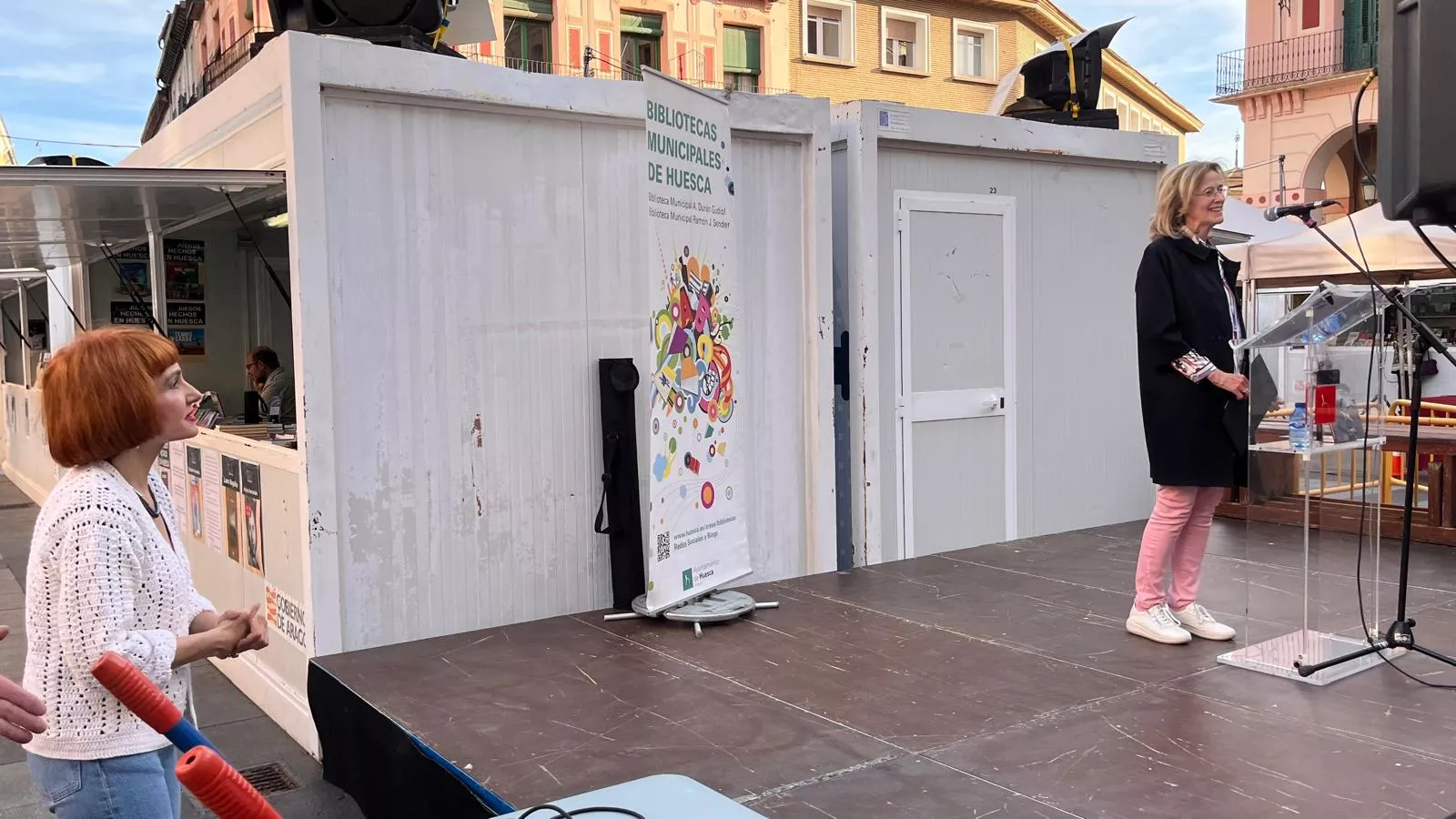 Recital del grupo de creación poética de las Bibliotecas Municipales. Foto Mercedes Manterola