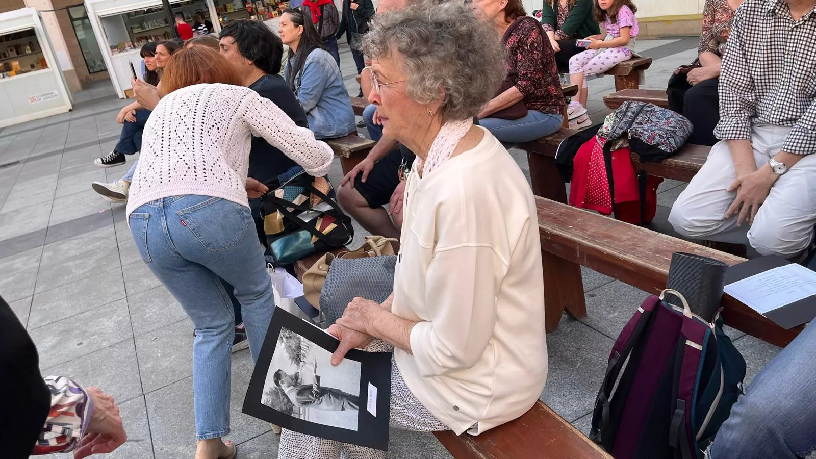 Recital del grupo de creación poética de las Bibliotecas Municipales. Foto Mercedes Manterola