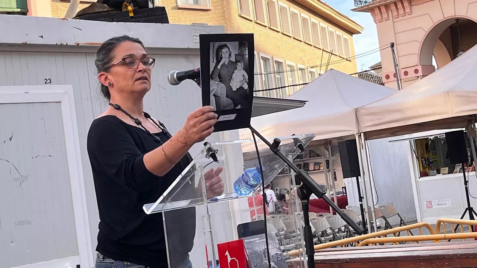 Recital del grupo de creación poética de las Bibliotecas Municipales. Foto Mercedes Manterola