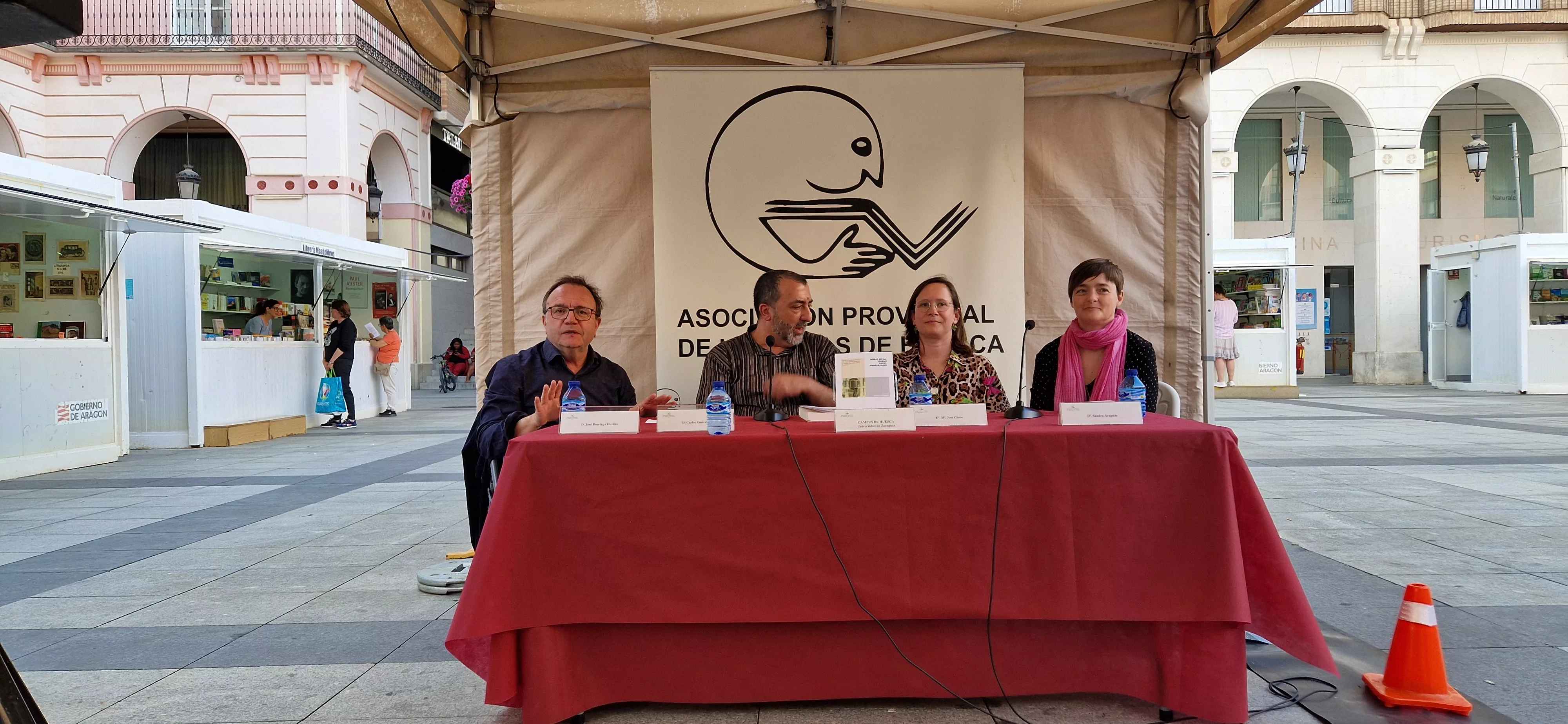 José Domingo Dueñas, Carlos González, María José Girón y Sandra Araguás. Foto Myriam Martínez