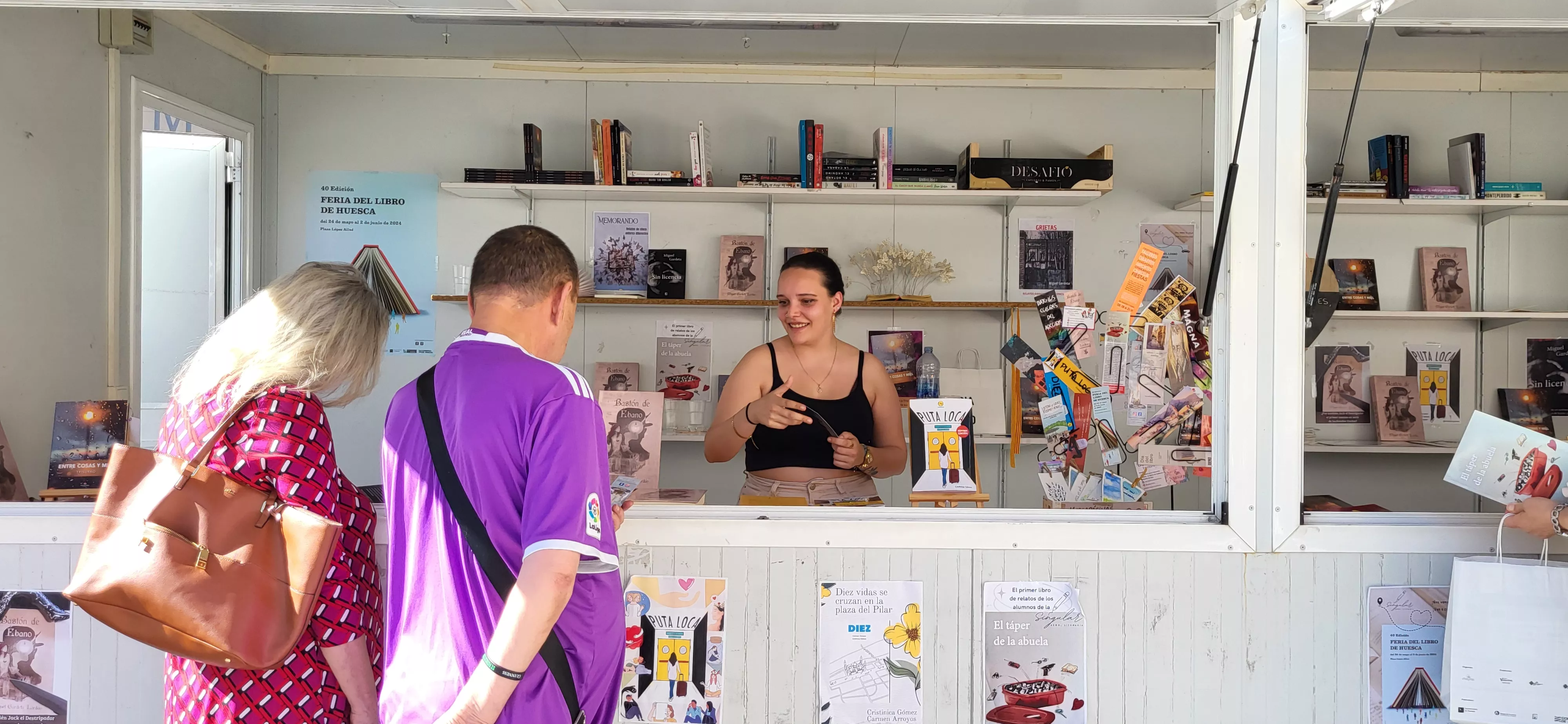 Jornada del miércoles en la 40 Feria del Libro de Huesca. Foto Mercedes Manterola