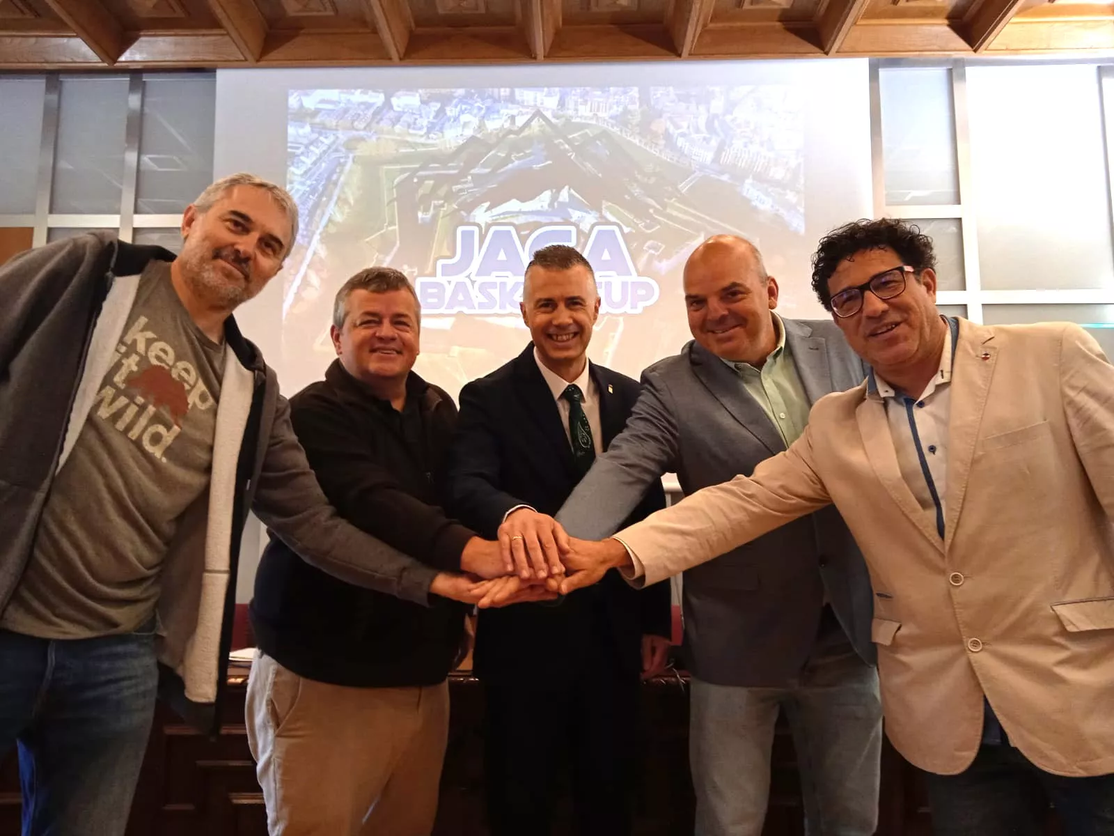 La Jaca Basket Cup contará con 1.000 deportistas