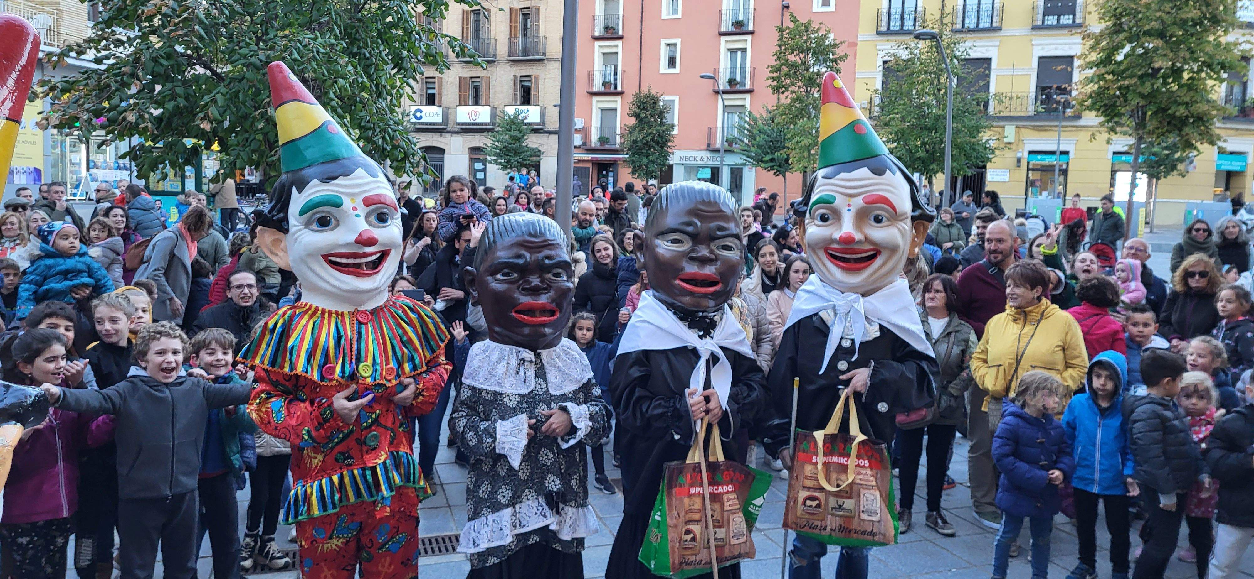 Relevo del Payaso y la Abueleta del barrio del San Martín