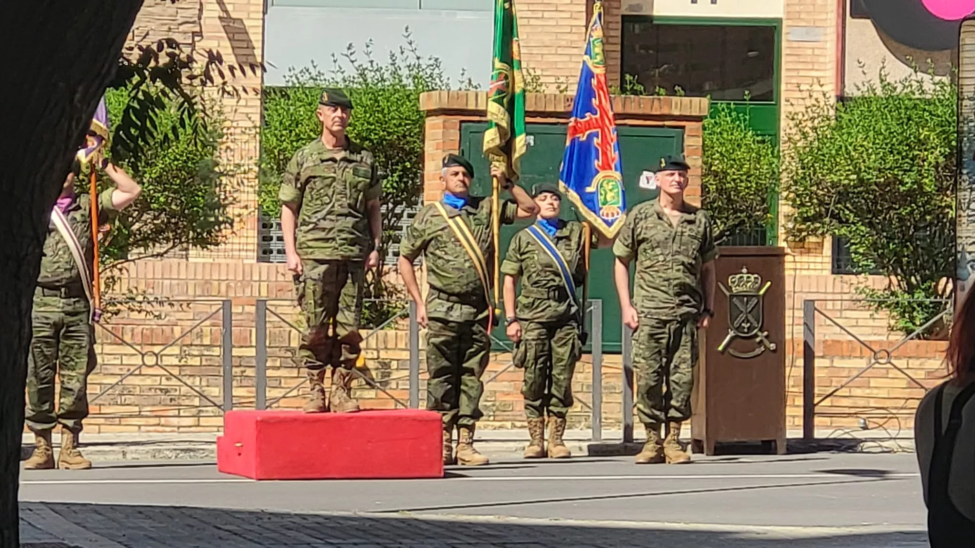 Acto de Izado de la Bandera en Huesca