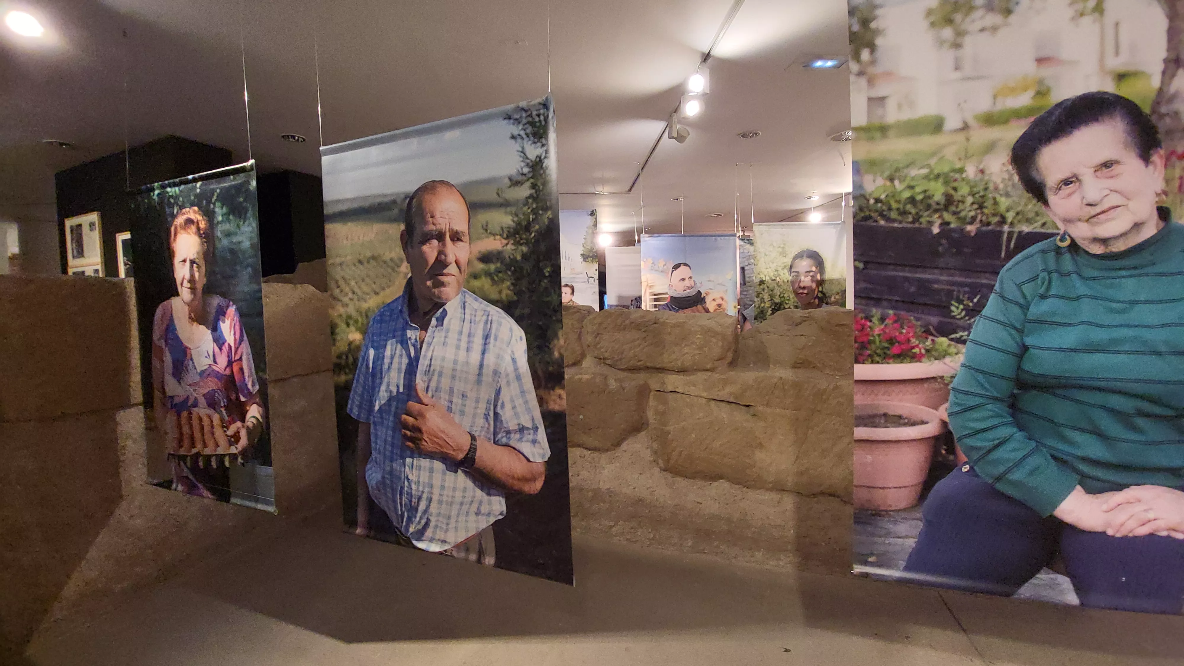 Exposición "Pueblos de colonización. Miradas a un paisaje inventado" en la DPH. Foto Mercedes Manterola