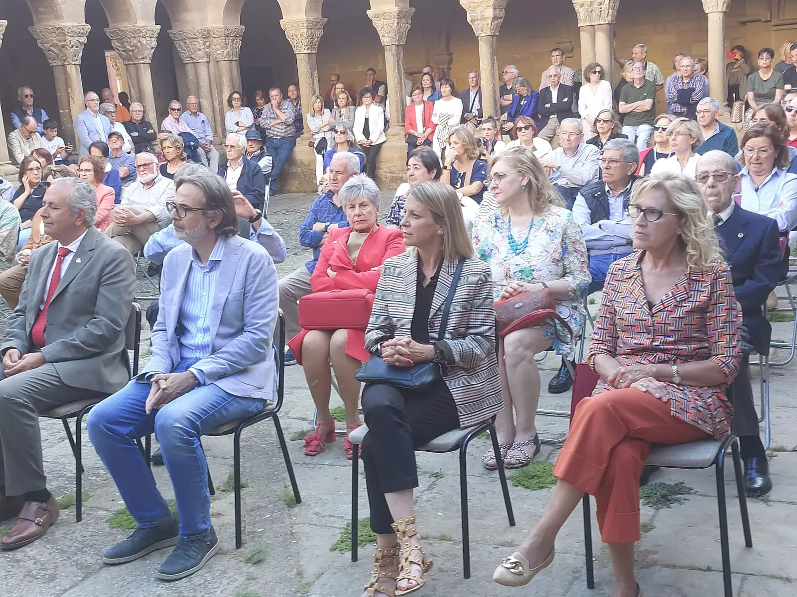 Homenaje a los Reyes Alfonso y Ramiro en San Pedro el Viejo