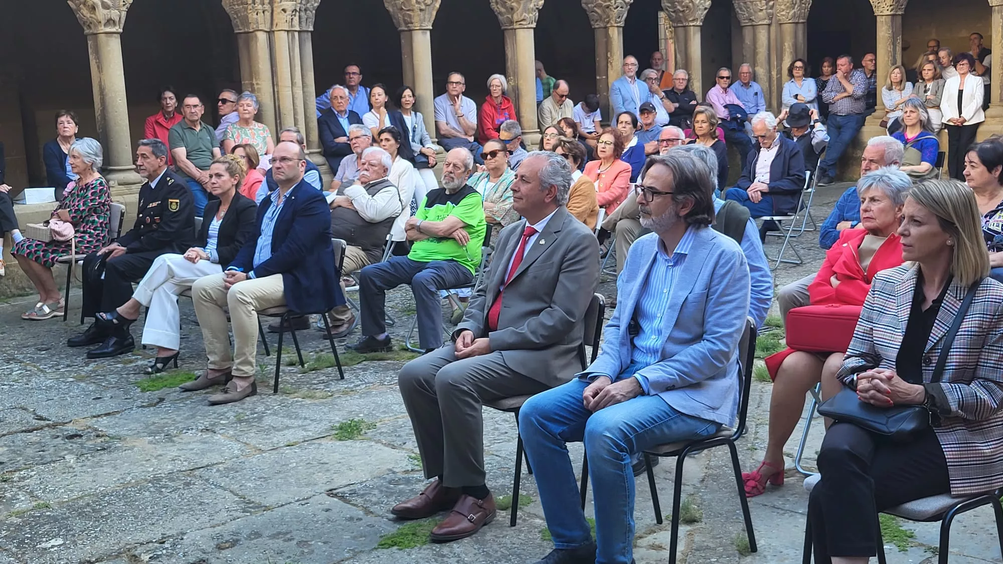 Homenaje a los Reyes Alfonso y Ramiro en San Pedro el Viejo