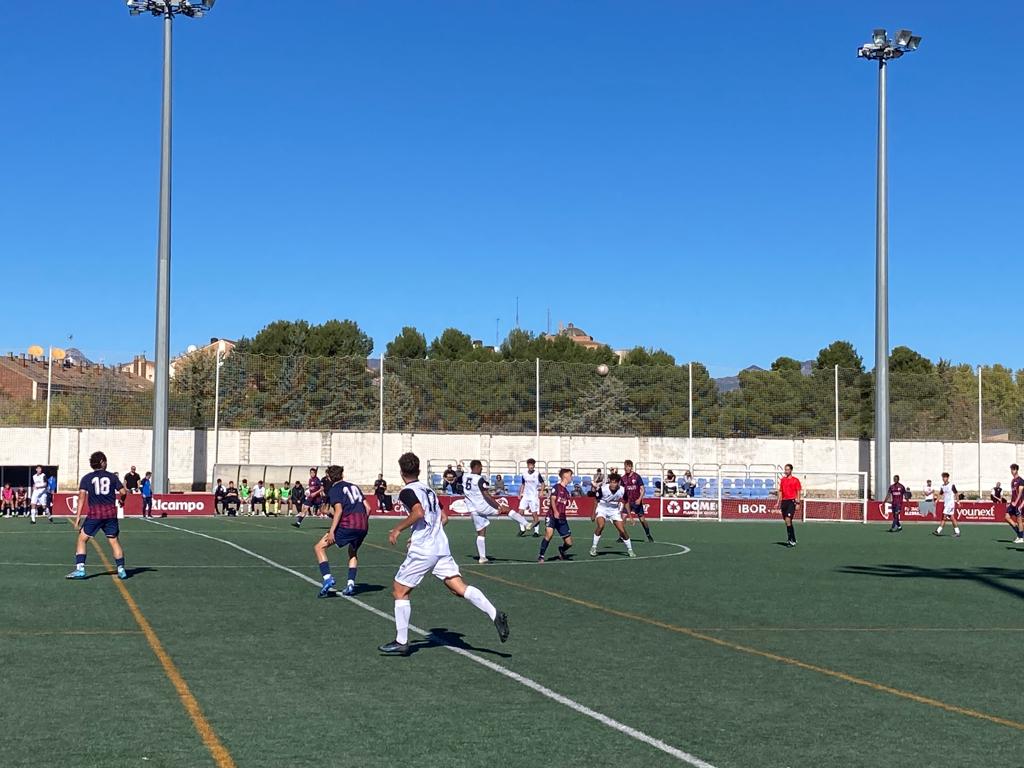 Un momento del SD Huesca 2-0 CE Constància en San Jorge. Foto: A. Mora