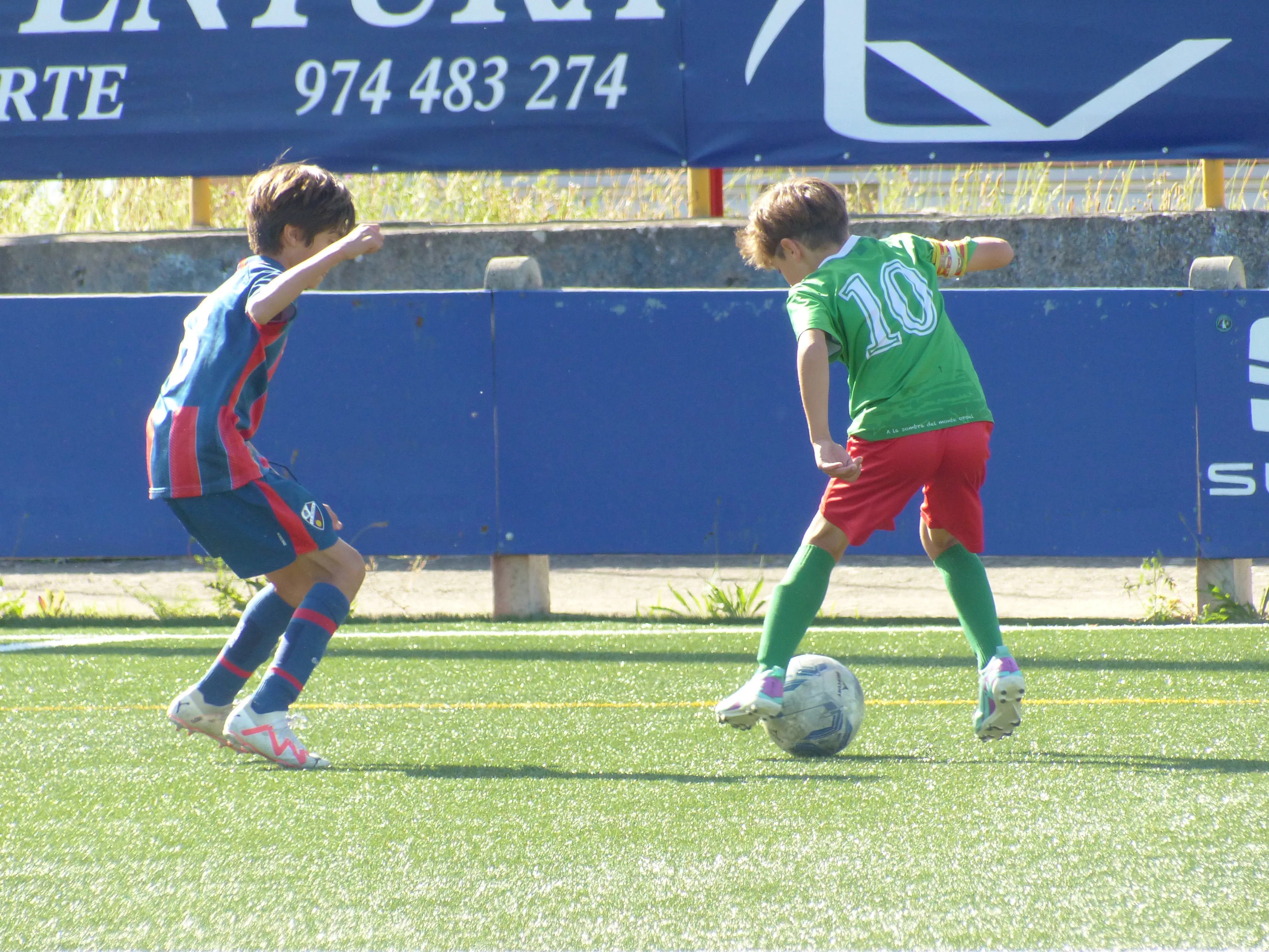 Foto de archivo. El pleno del Ayuntamiento de Huesca da luz verde al nuevo complejo deportivo de fútbol.