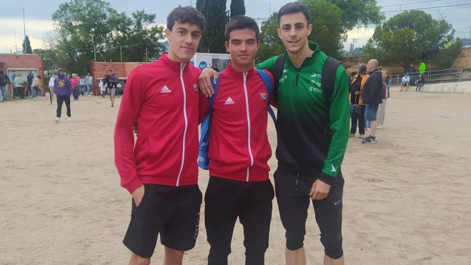 Nicolás Abizanda, Javier Alamañac y Jorge David Torre en Mataró. Nicolás Abizanda, Javier Alamañac y Jorge David Torre en Mataró.