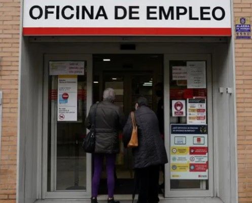 Oficina de Empleo. El paro ha subido ha quedado en 7.252 en Huesca Oficina de Empleo. El paro ha subido ha quedado en 7.252 en Huesca