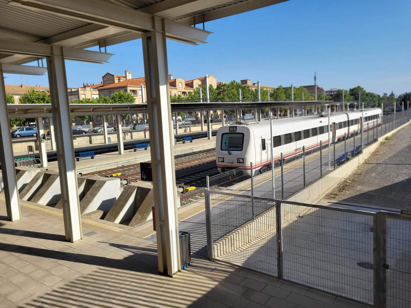 Estación de tren de Huesca Estación de tren de Huesca