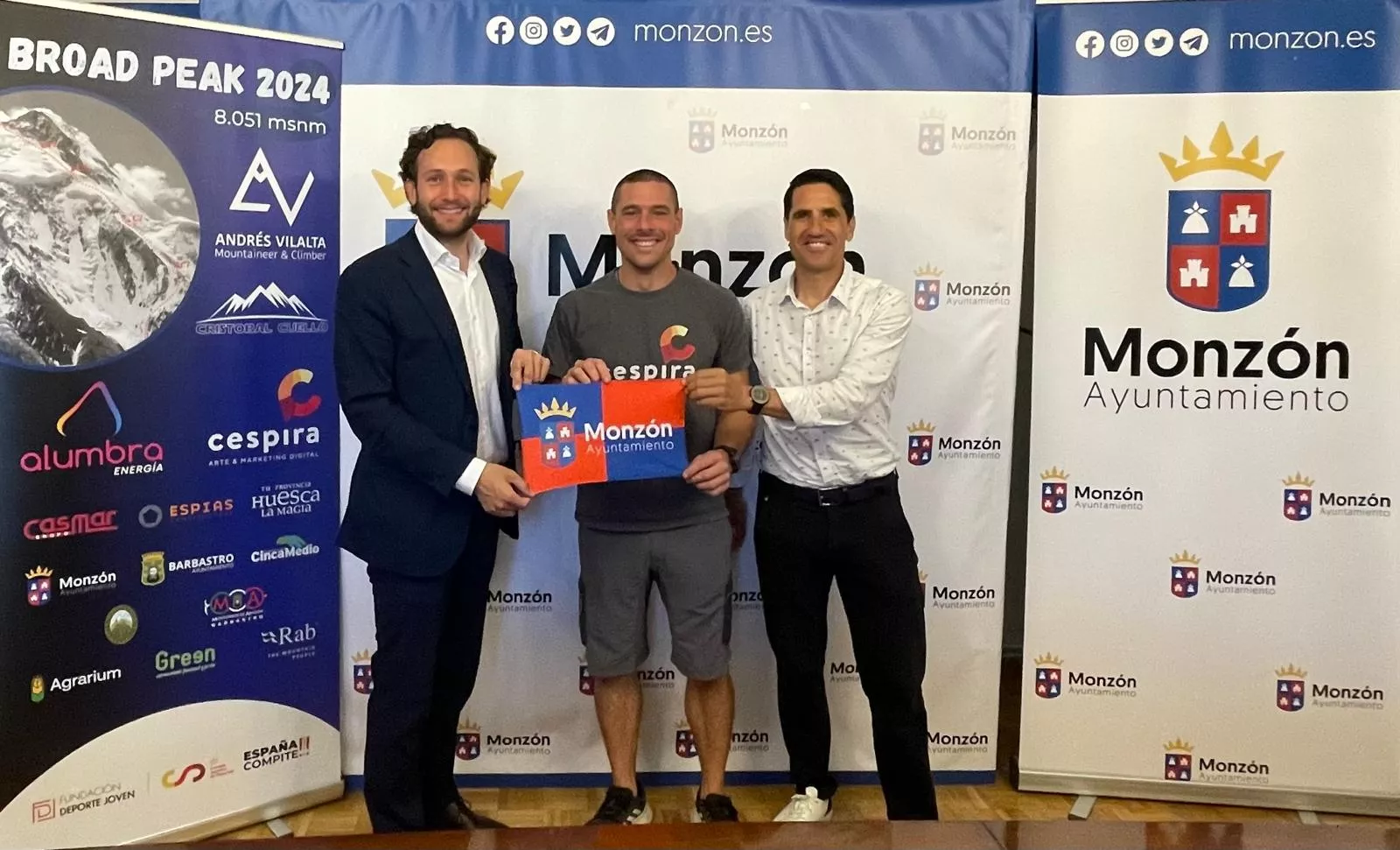 Andrés Vilalta junto con Isaac Claver y Eliseo Martín.