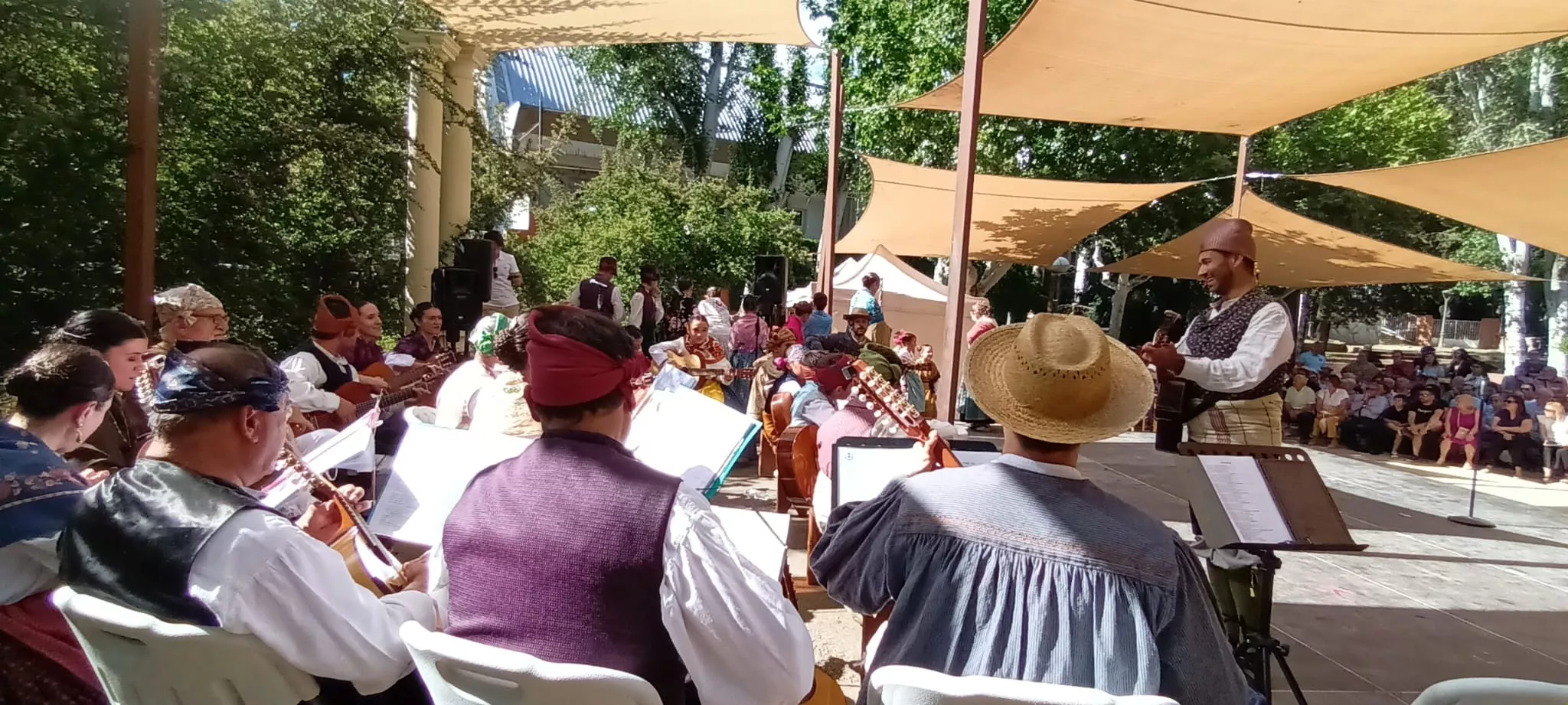 Agrupación Folklórica de Santa Cecilia en el Ciclo de Primavera 2024