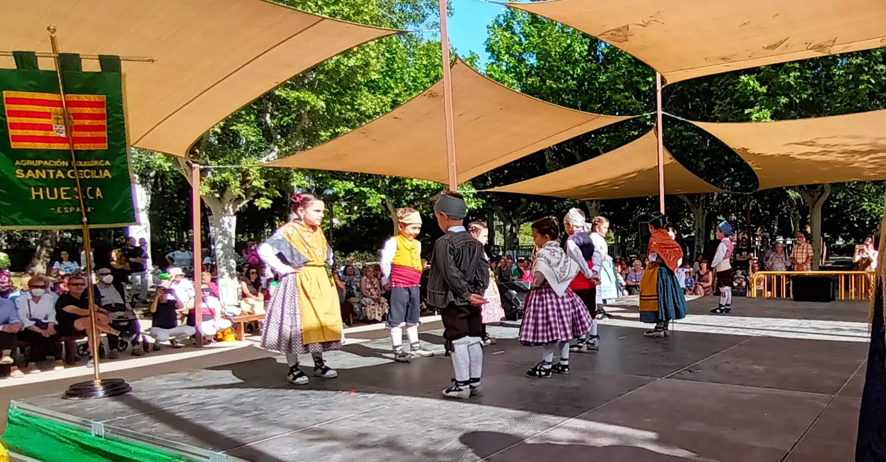 Agrupación Folklórica de Santa Cecilia en el Ciclo de Primavera 2024