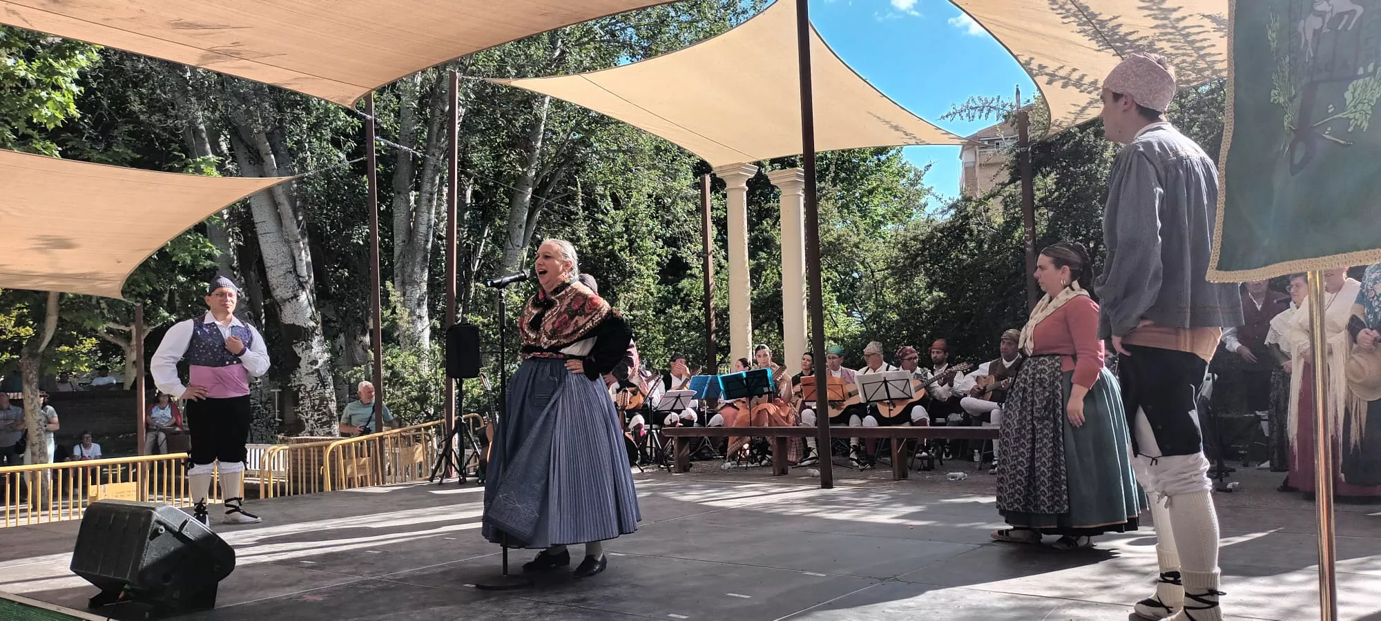 Agrupación Folklórica de Santa Cecilia en el Ciclo de Primavera 2024 