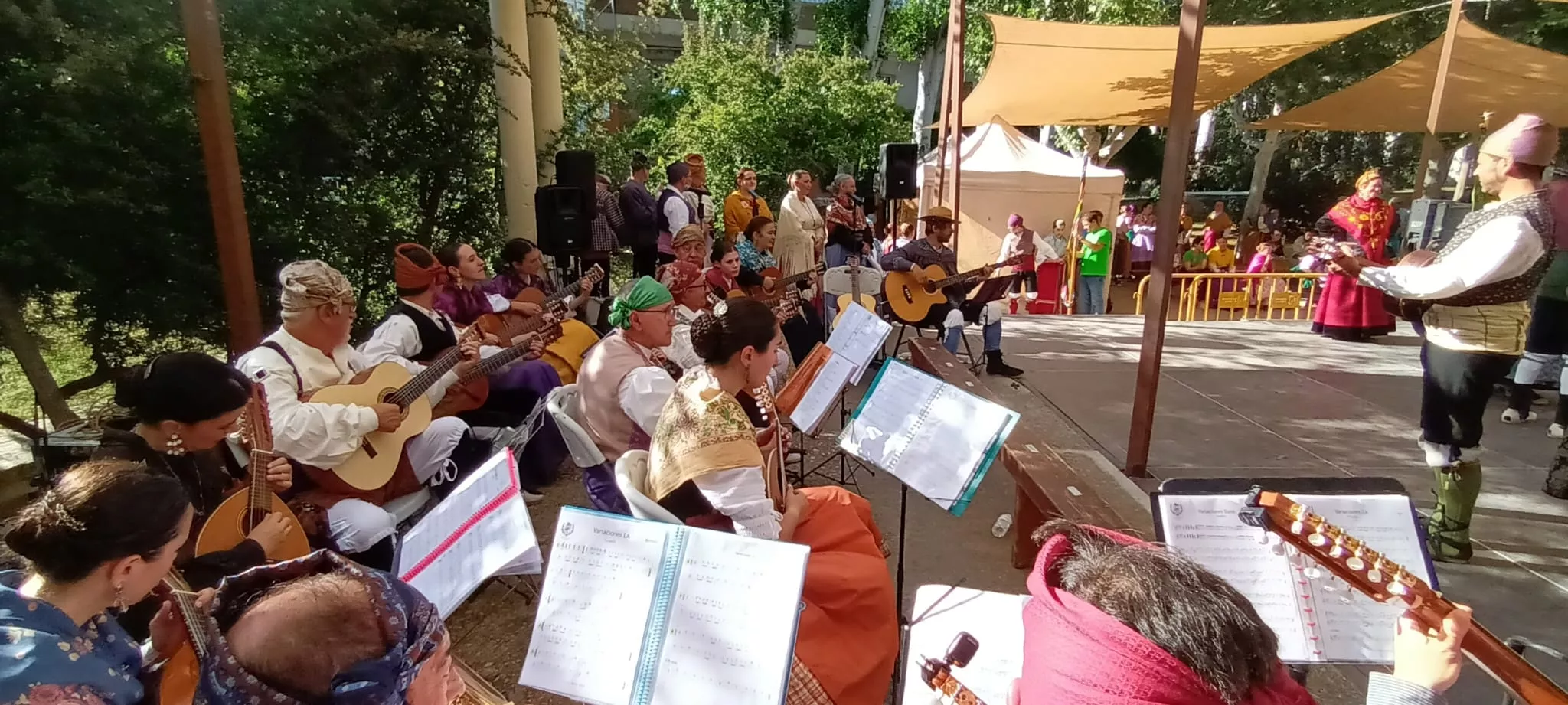 Agrupación Folklórica de Santa Cecilia en el Ciclo de Primavera 2024 