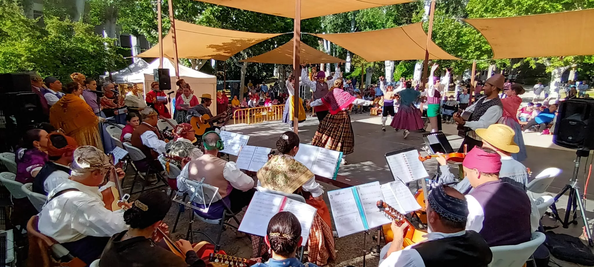 Agrupación Folklórica de Santa Cecilia en el Ciclo de Primavera 2024 Agrupación Folklórica de Santa Cecilia en el Ciclo de Primavera 2024