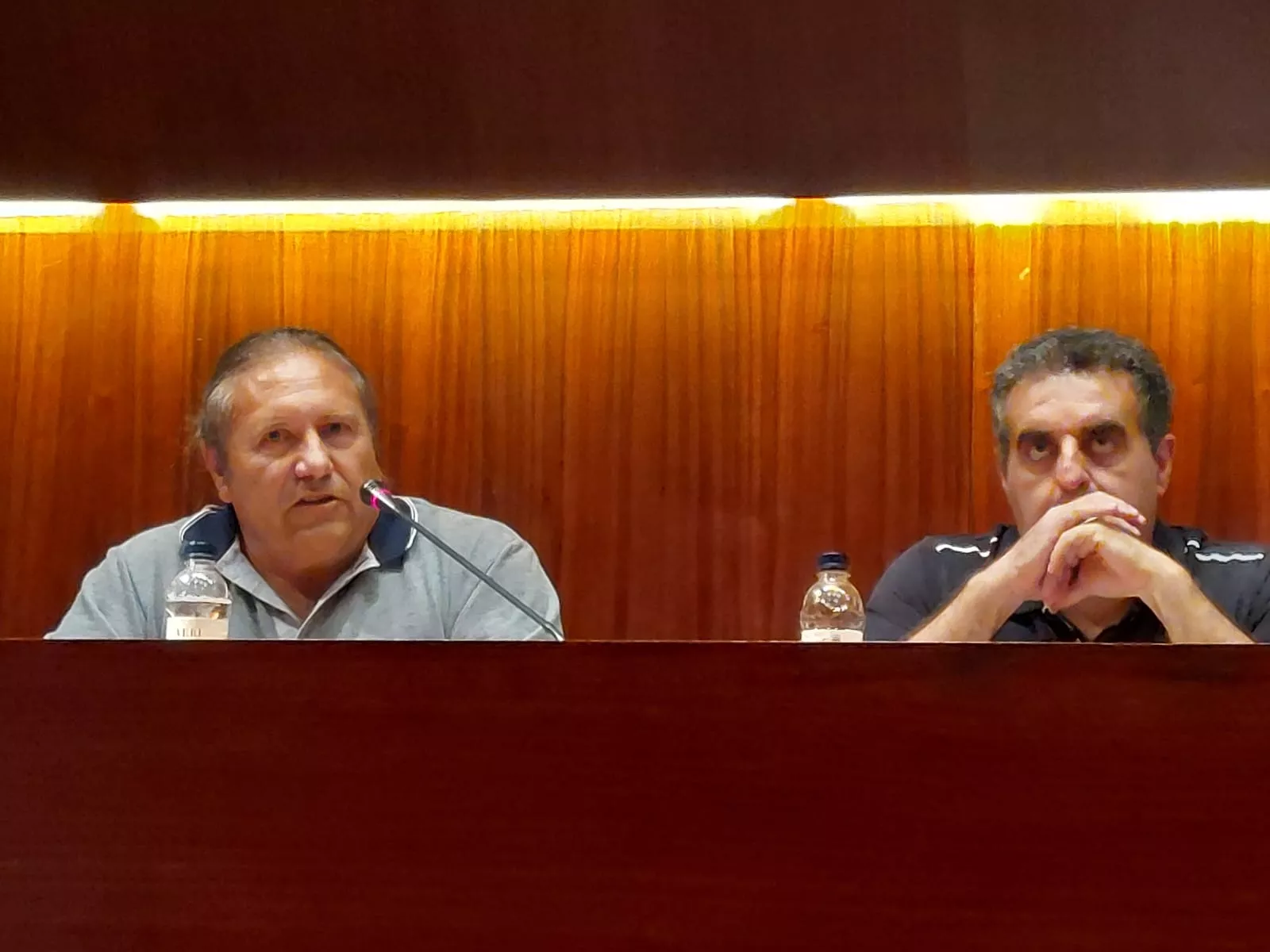 Debate sobre agricultura y ganadería de Aega