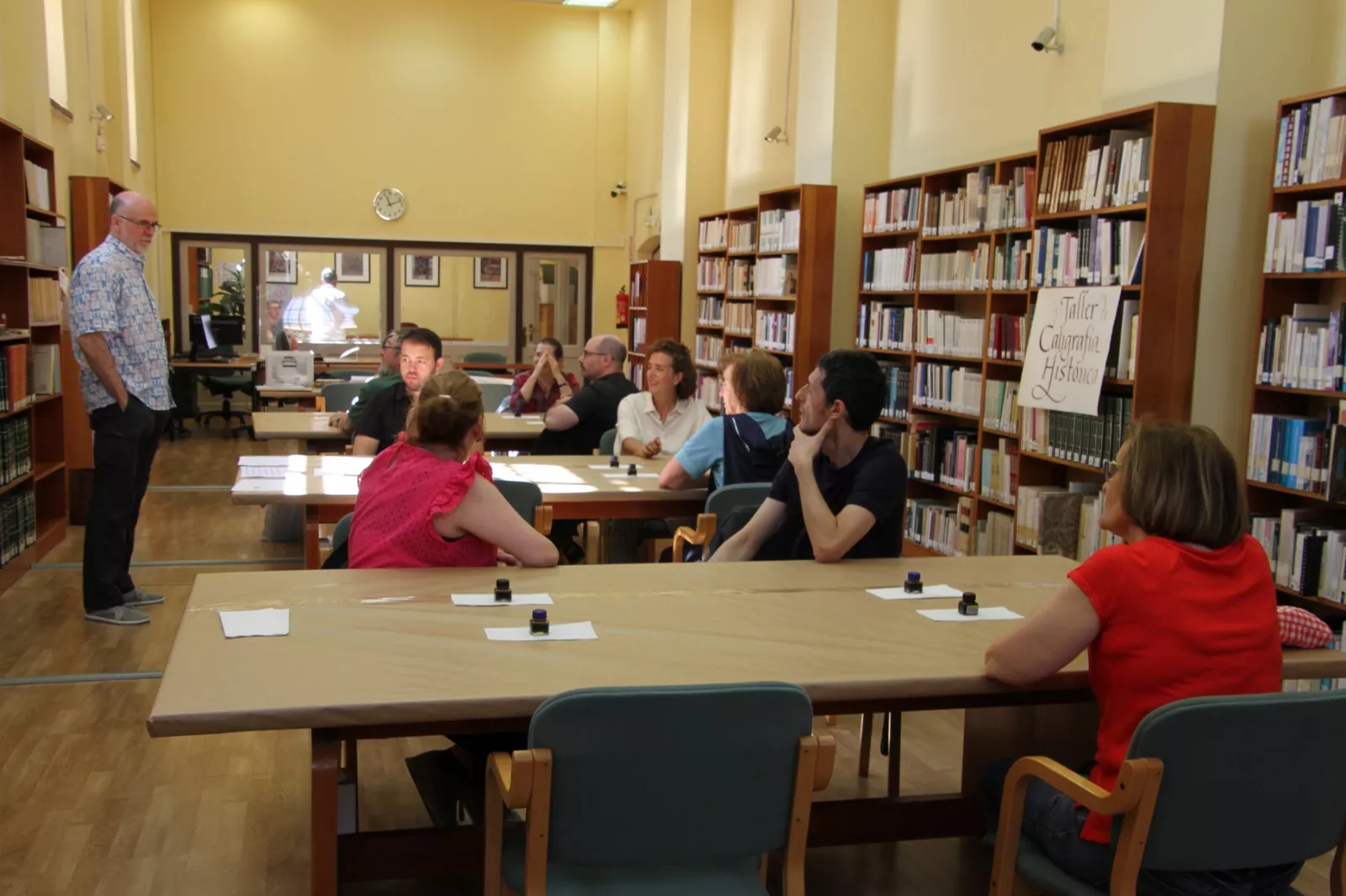 Taller de caligrafía en el Archivo Provincial de Huesca. Foto Carlos Neofato 
