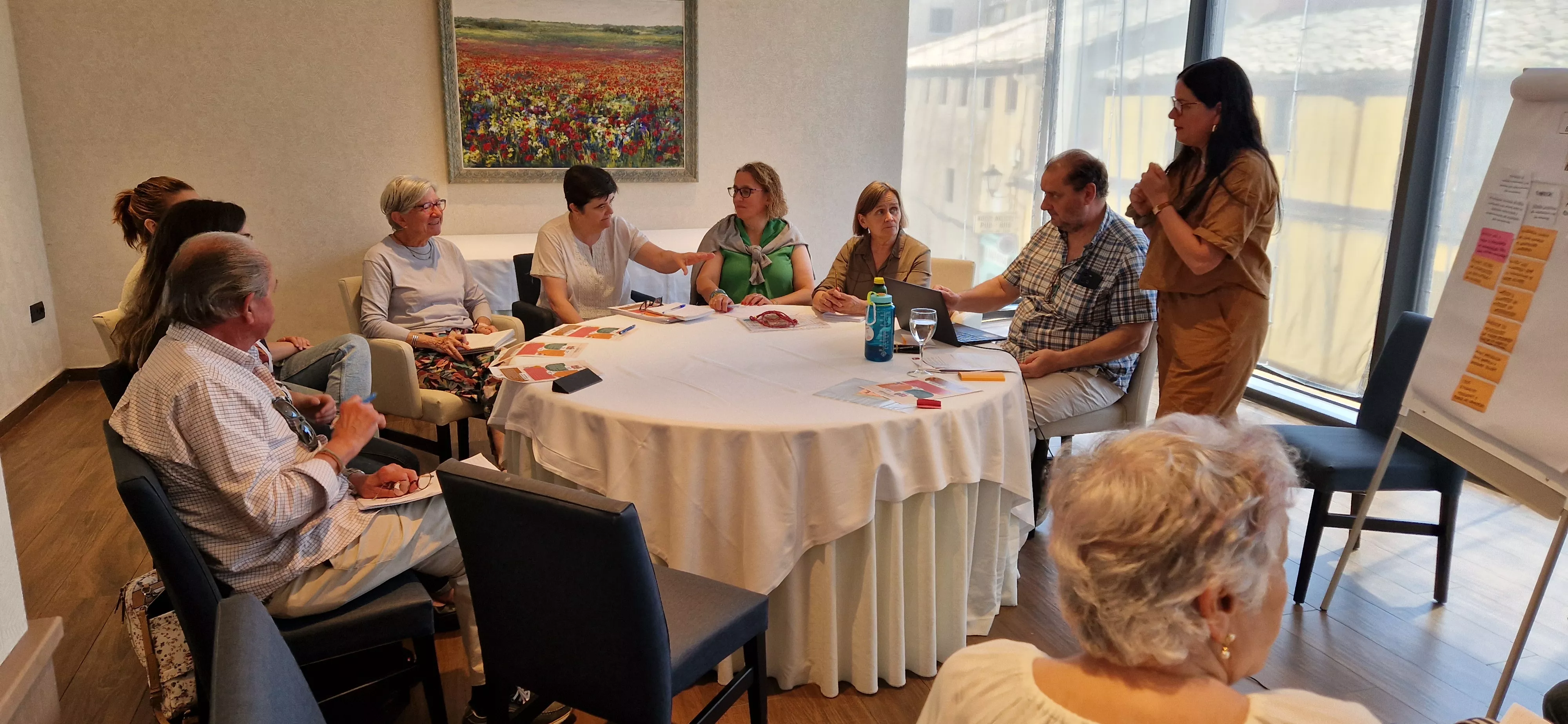 Reunión de la Plataforma del Voluntariado y el Ayuntamiento de Huesca. Foto Myriam Martínez 121656