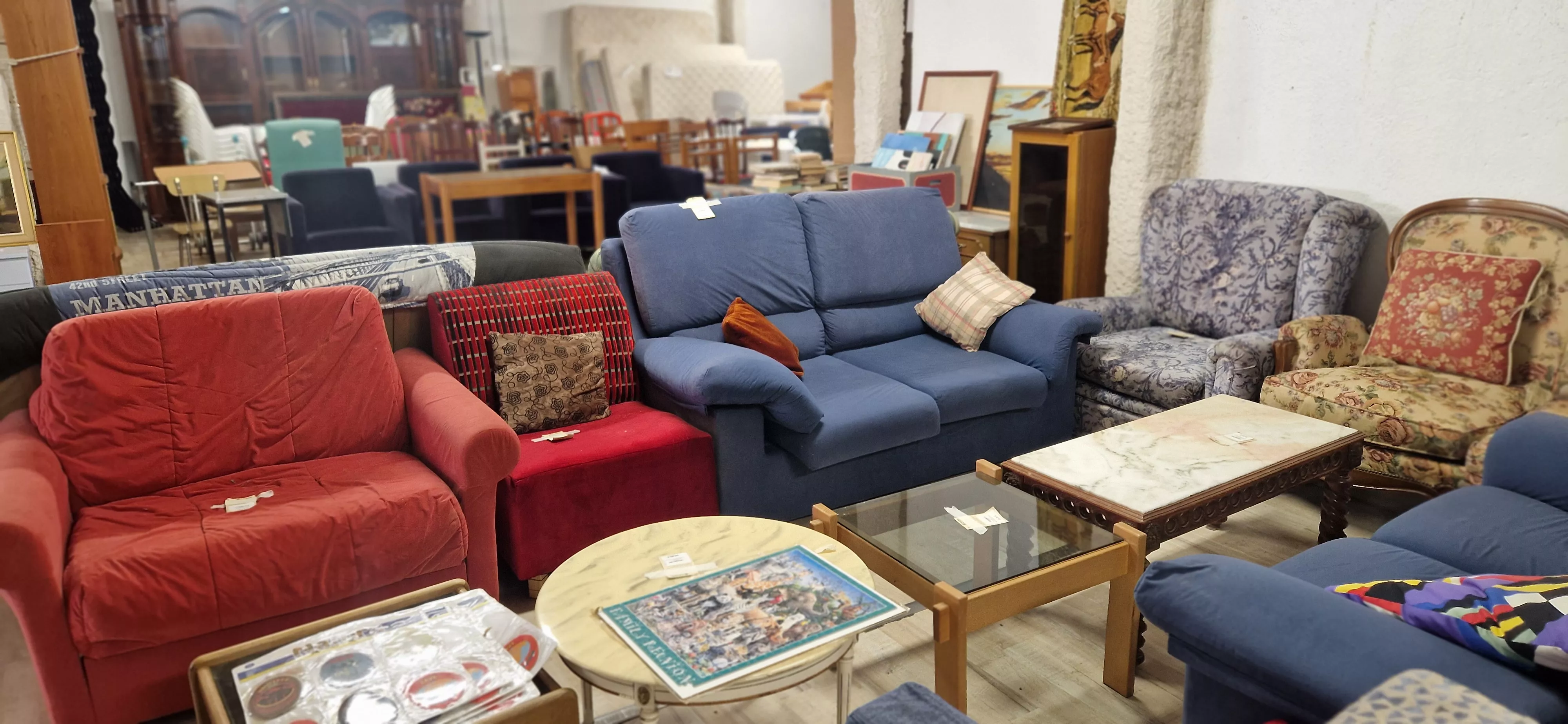 Rastrillo de Trobada Muebles junio de 2024. Foto Myriam Martínez