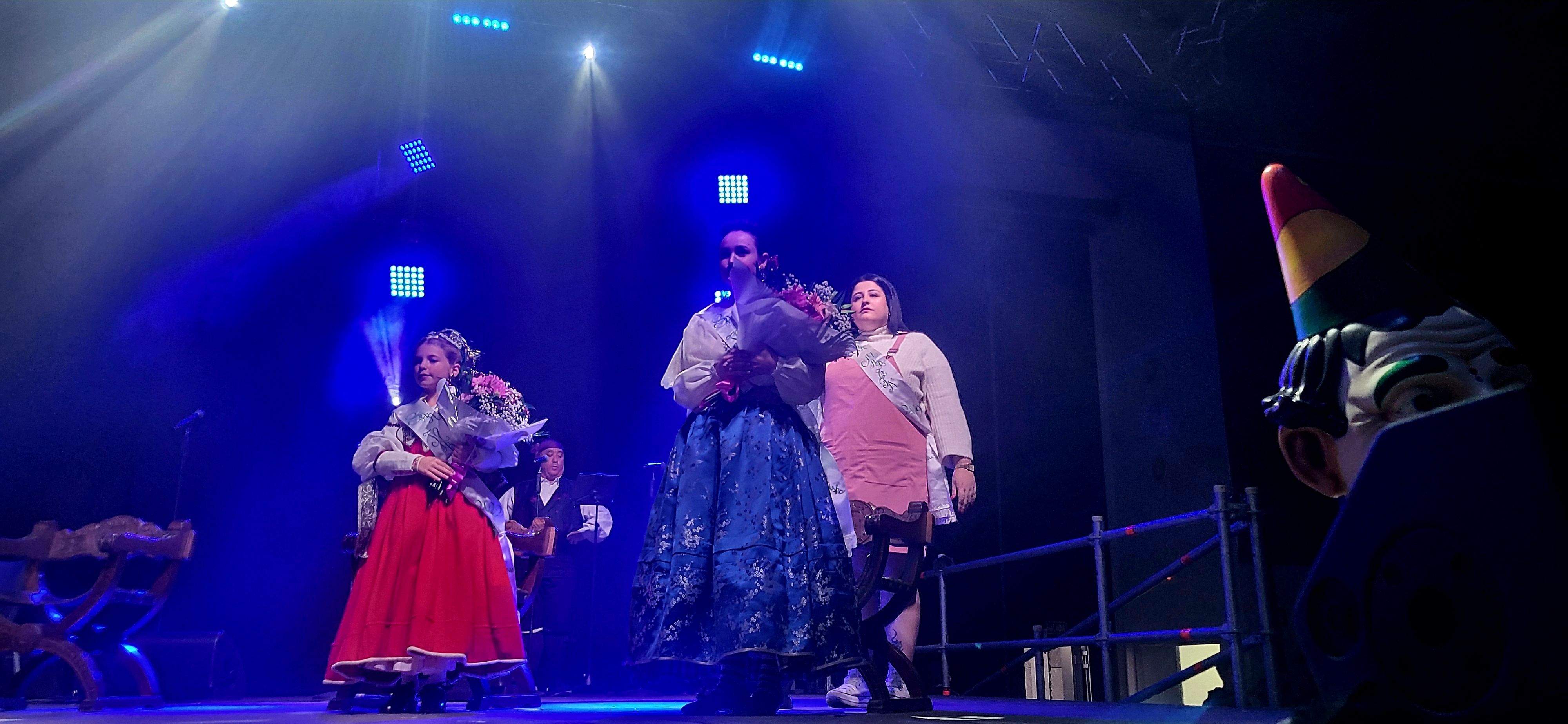 Presentación de las mairalesas del barrio de San Martín de Huesca 2022. Foto Myriam Martínez 