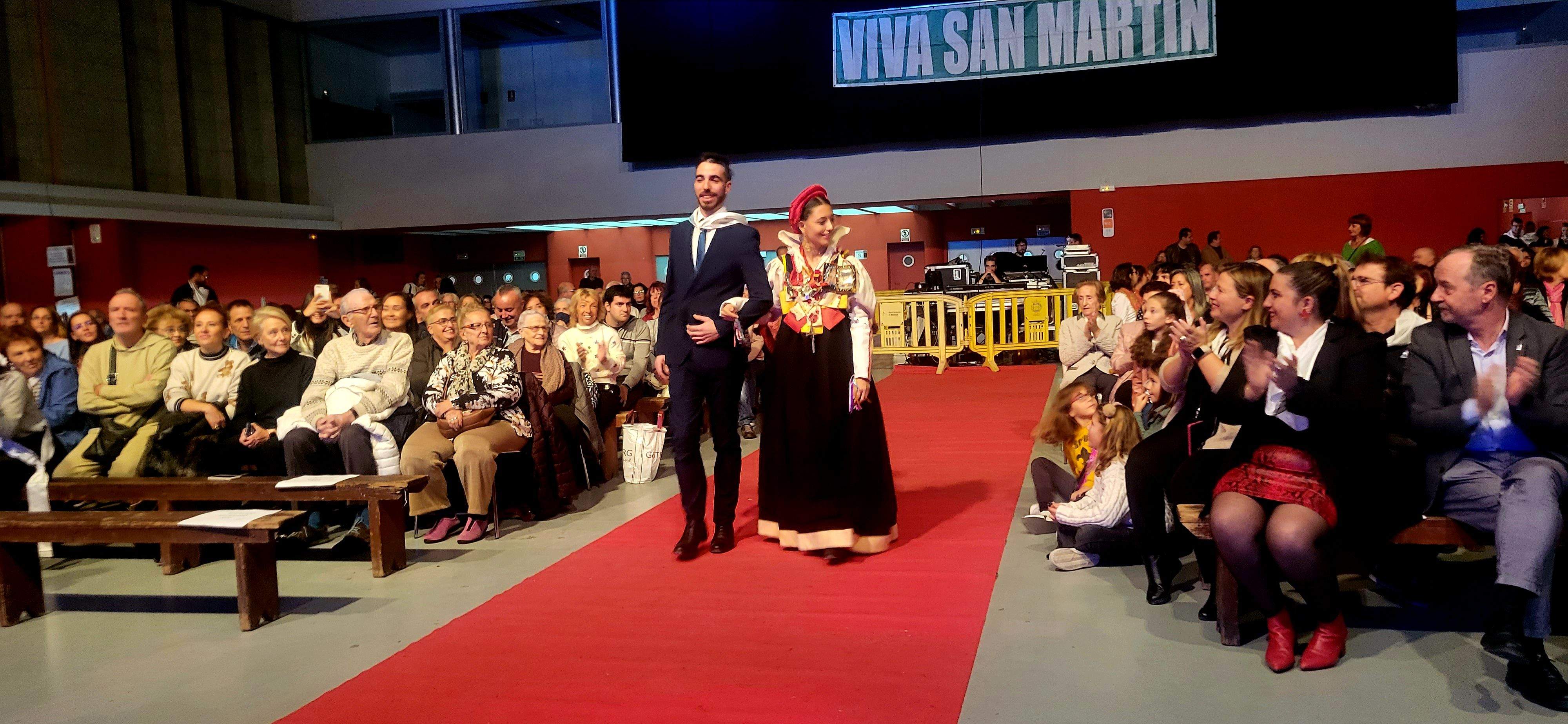 Presentación de las mairalesas del barrio de San Martín de Huesca 2022. Foto Myriam Martínez 