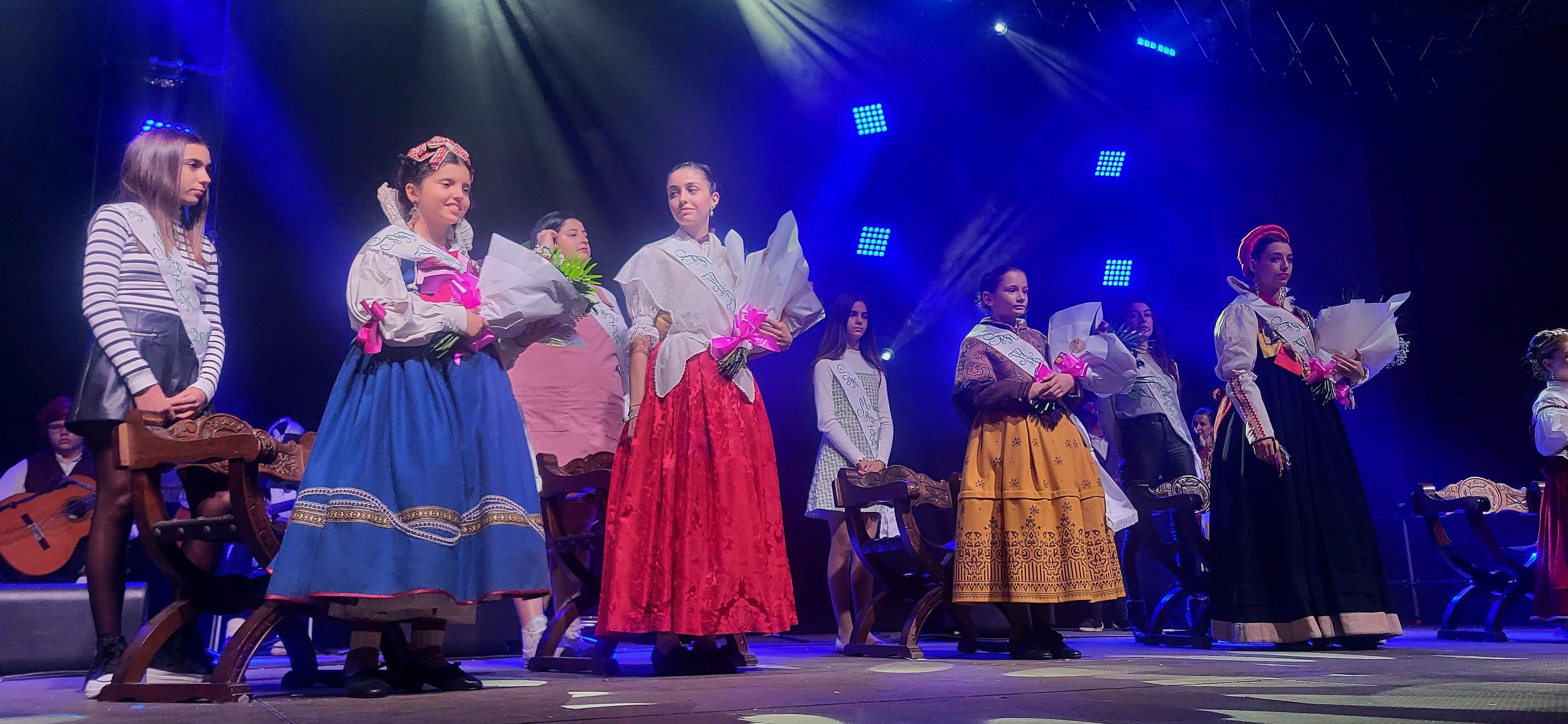 Presentación de las mairalesas del barrio de San Martín de Huesca 2022. Foto Myriam Martínez 
