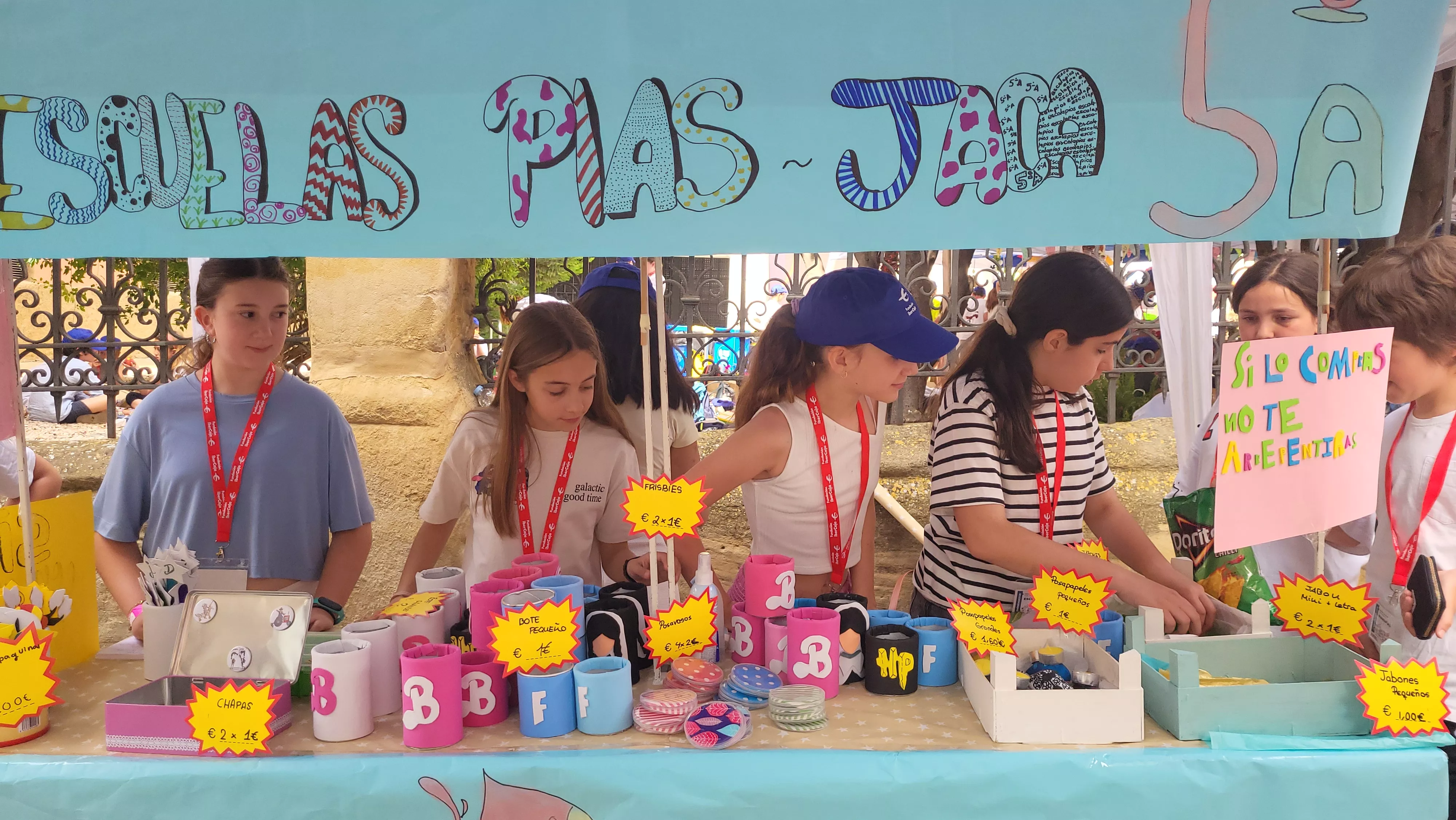 Mercado de Cooperativas Escolares en el centro Fundación Ibercaja de Huesca. Foto Mercedes Manterola