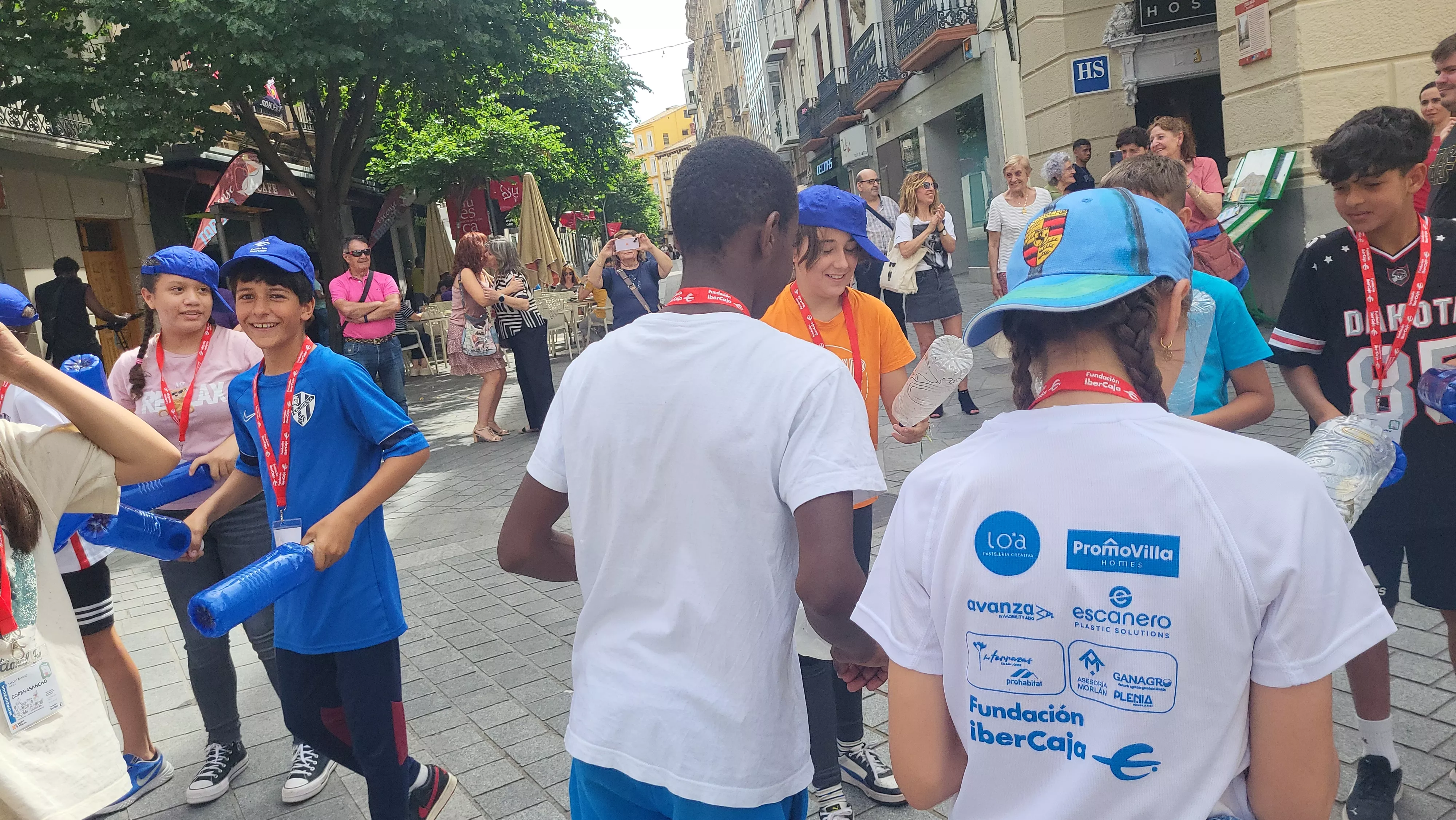 Mercado de Cooperativas Escolares en el centro Fundación Ibercaja de Huesca. Foto Mercedes Manterola