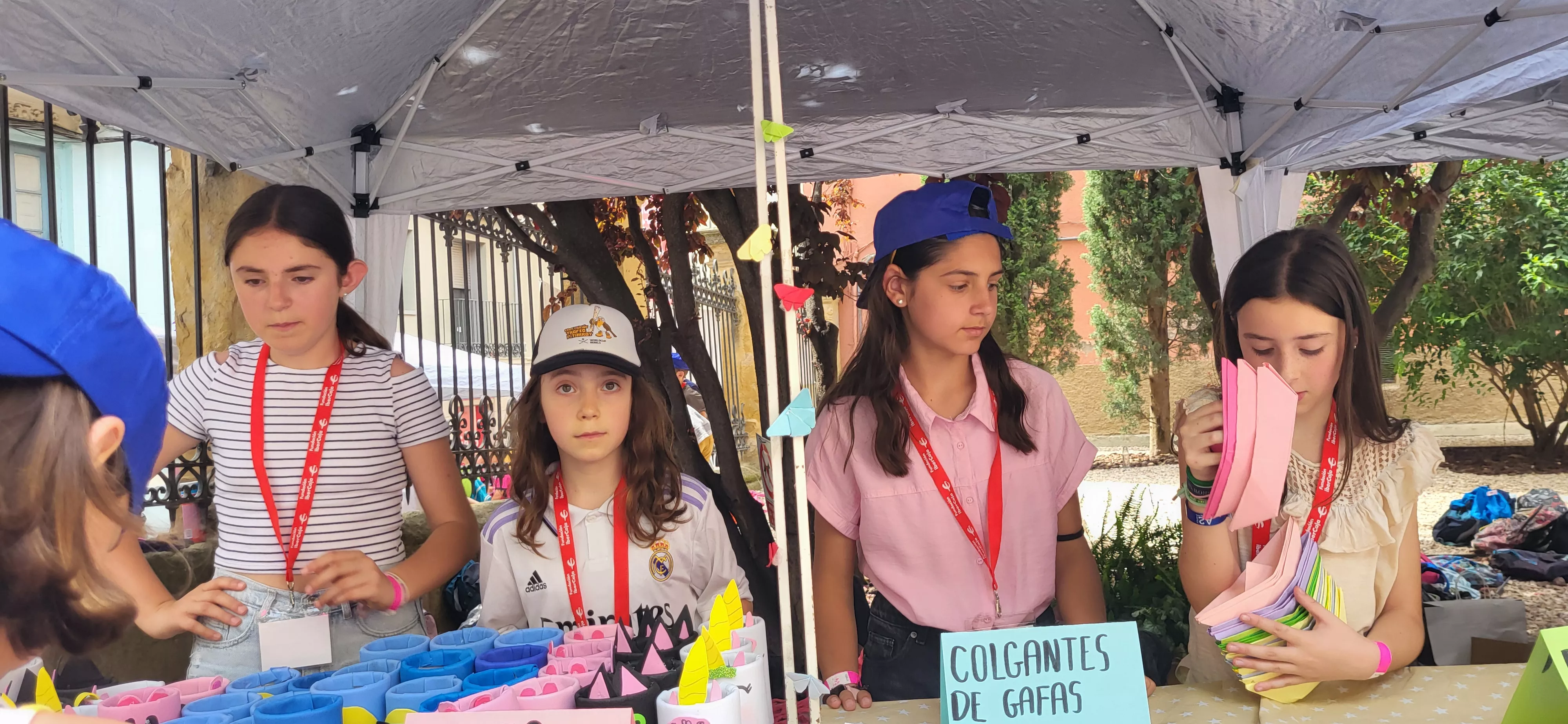 Mercado de Cooperativas Escolares en el centro Fundación Ibercaja de Huesca. Foto Mercedes Manterola