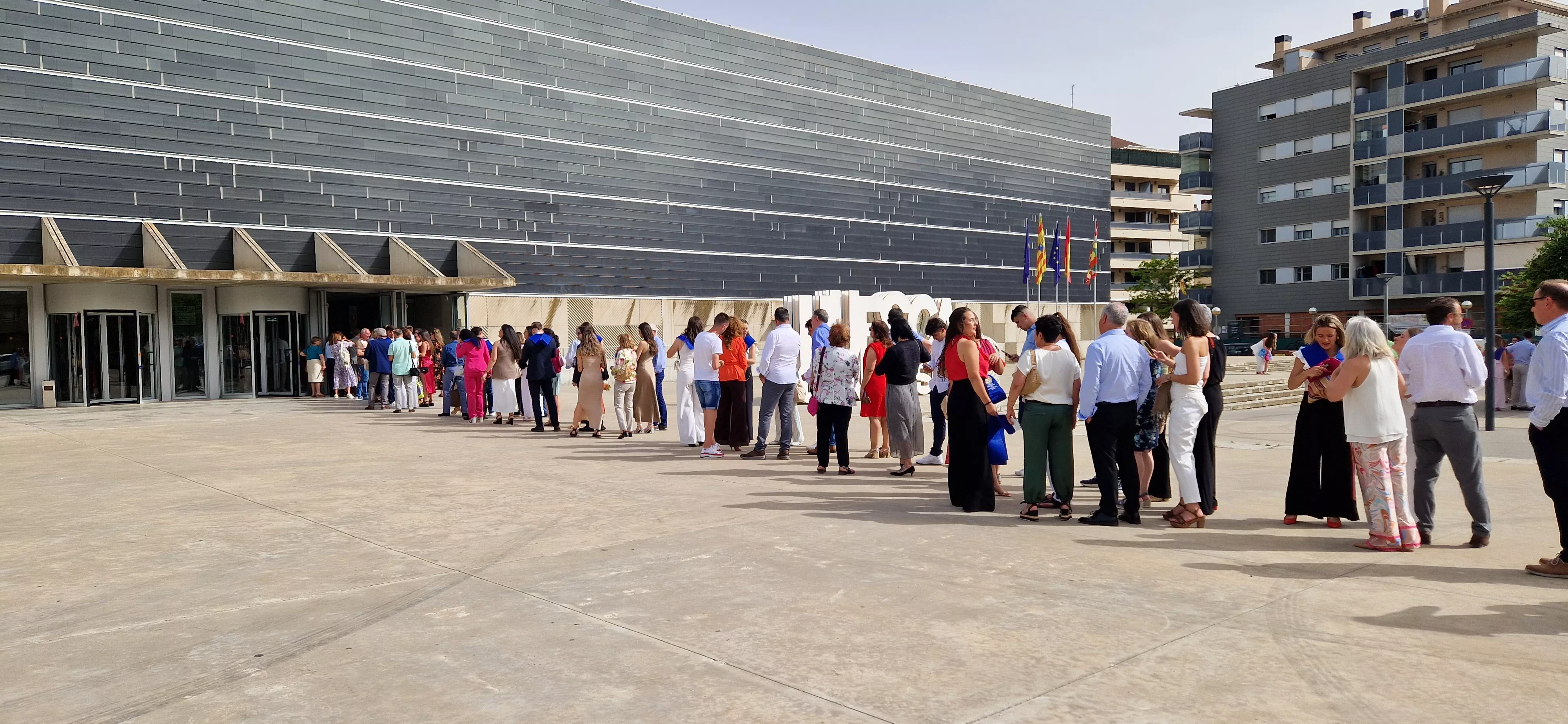 Fiesta de fin de curso de la nueva promoción de educadores y educadoras de Huesca. Foto Myriam Martínez