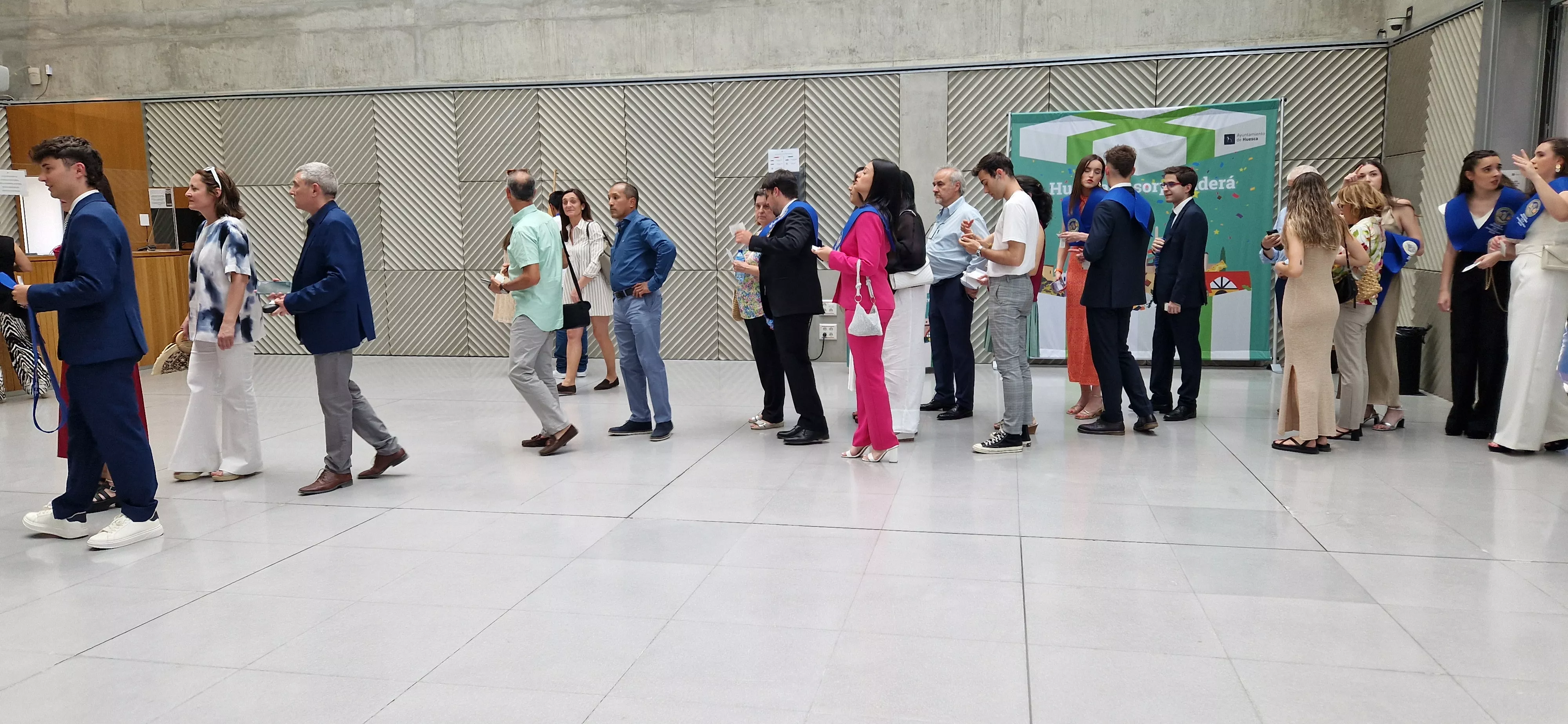 Fiesta de fin de curso de la nueva promoción de educadores y educadoras de Huesca. Foto Myriam Martínez