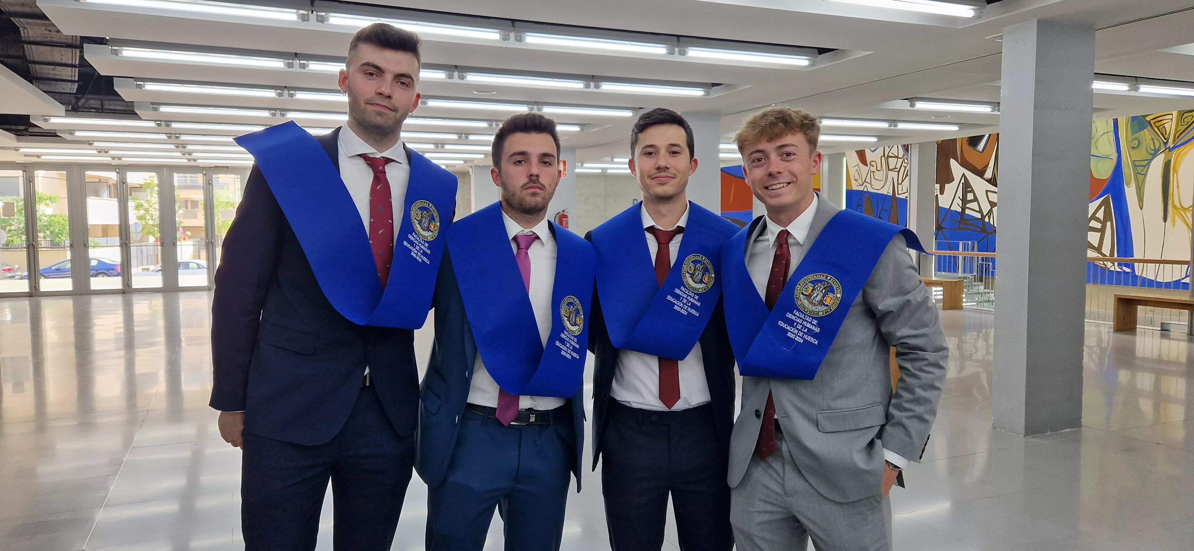 Fiesta de fin de curso de la nueva promoción de educadores y educadoras de Huesca. Foto Myriam Martínez