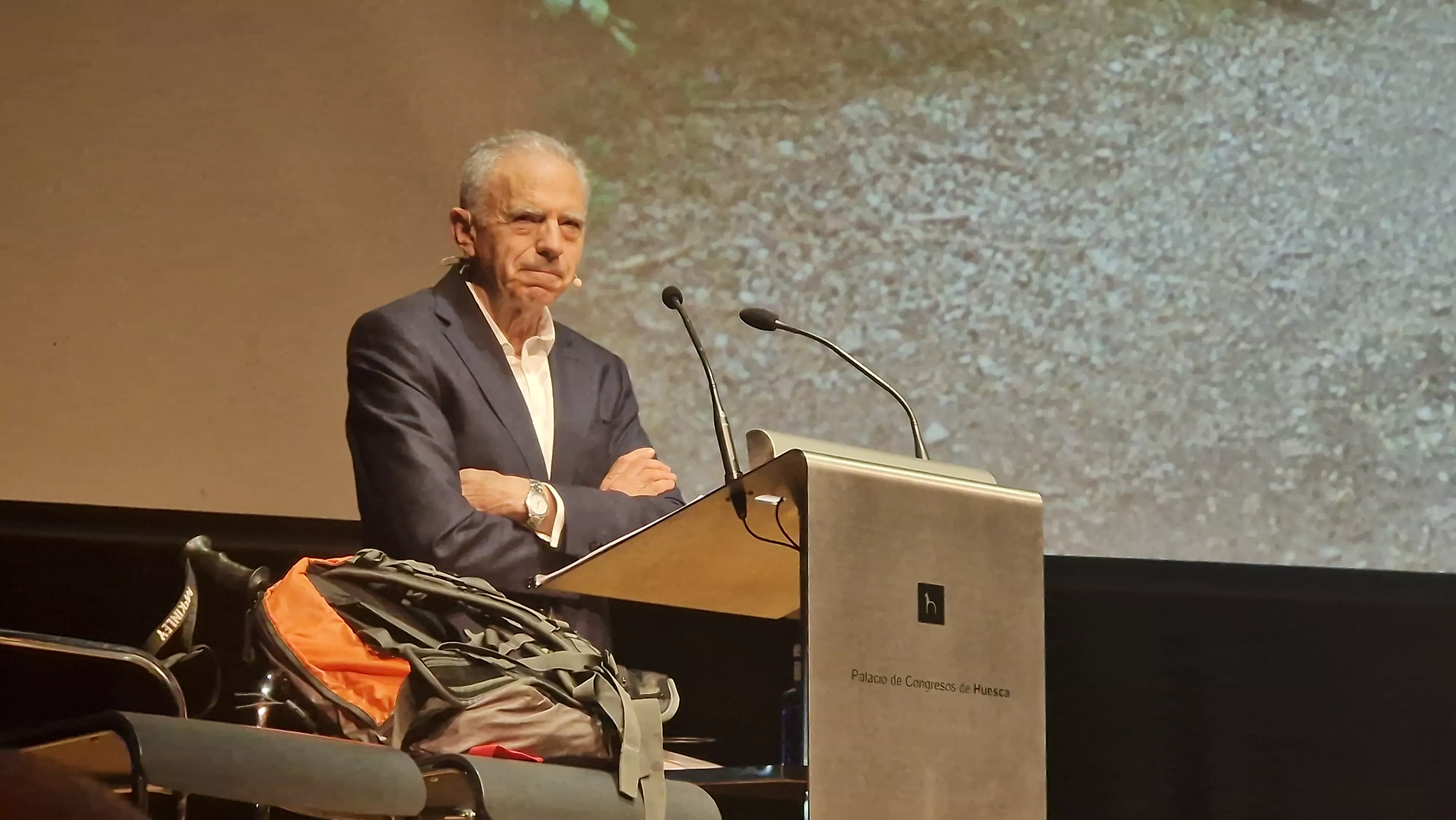 Alfredo Larraz. Fiesta de fin de curso de la nueva promoción de educadores y educadoras de Huesca. Foto Myriam Martínez