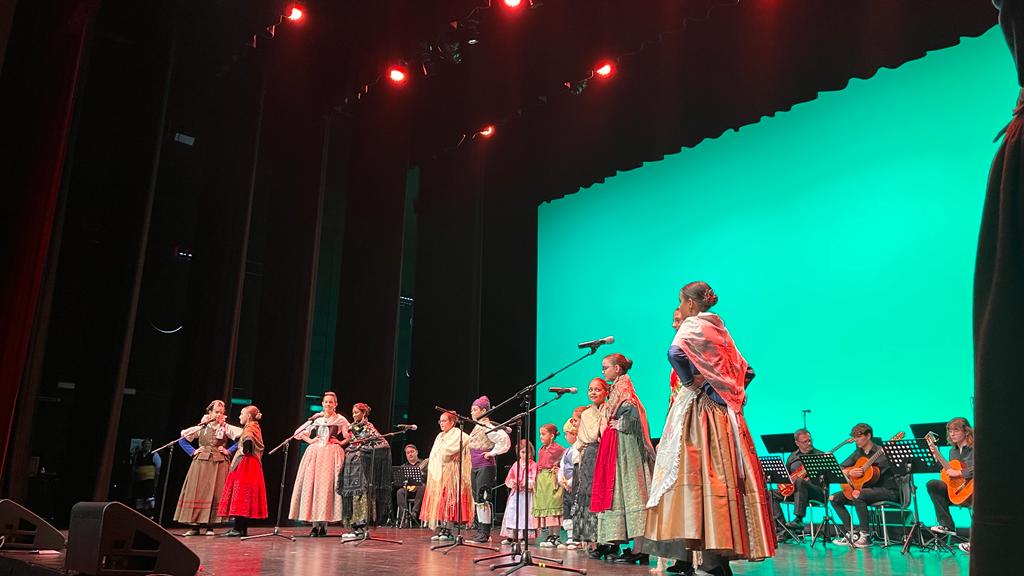 Gala de la Escuela de Folklore y Música de Huesca