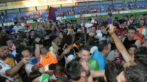 E49awiuWEAE4vKp E49awiuWEAE4vKp