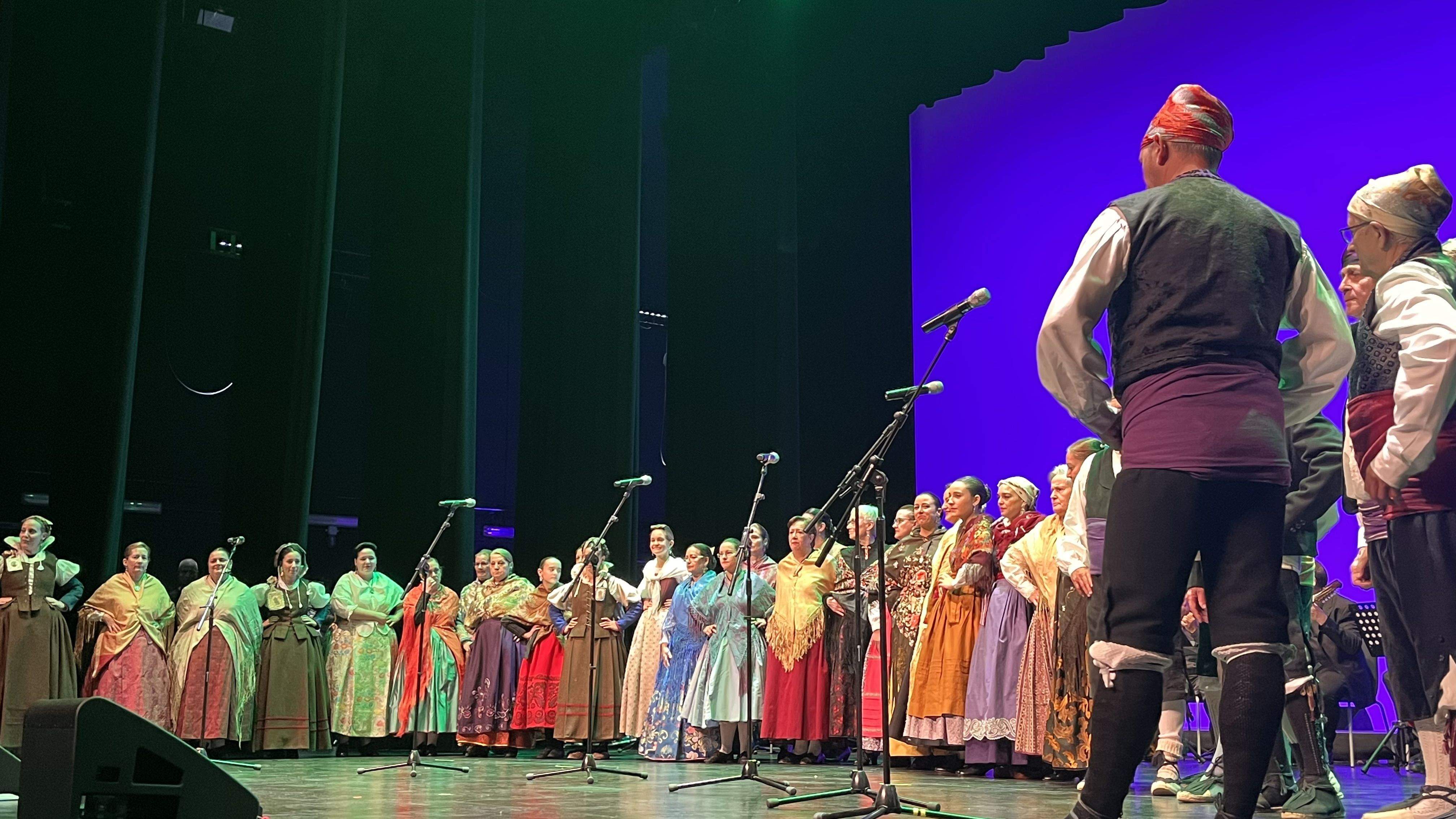 Gala de la Escuela de Folklore y Música de Huesca