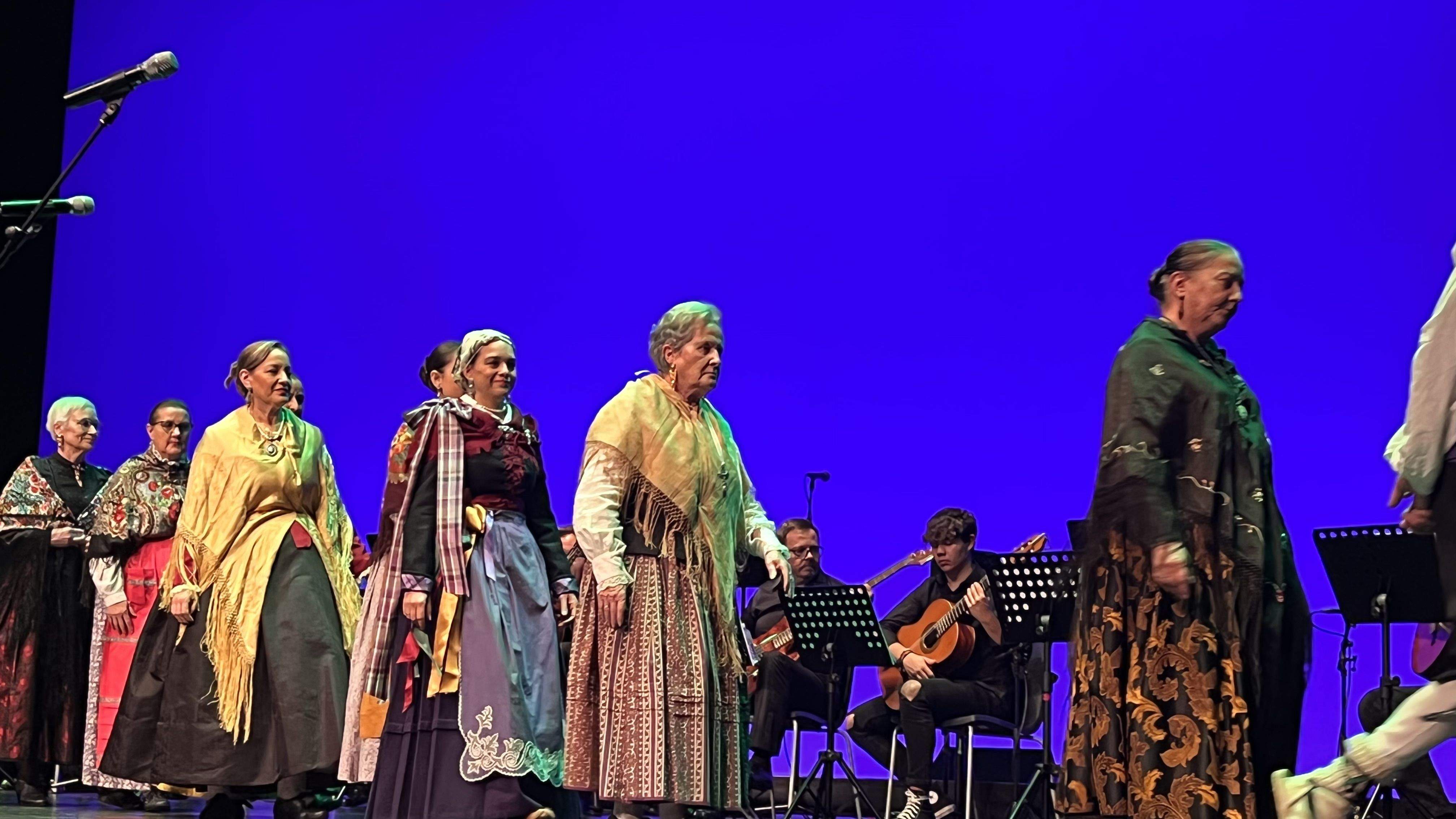 Gala de la Escuela de Folklore y Música de Huesca