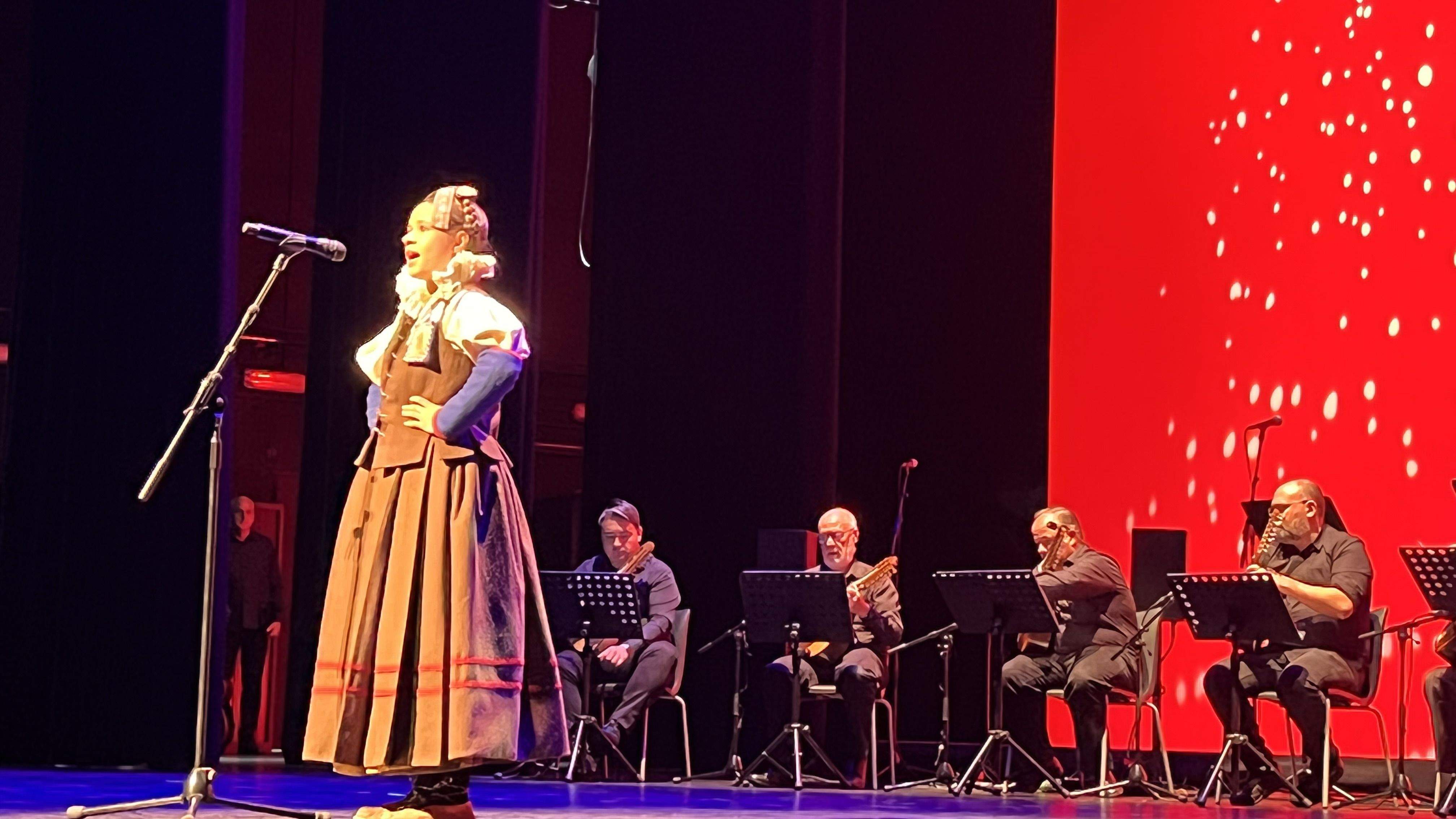 Gala de la Escuela de Folklore y Música de Huesca