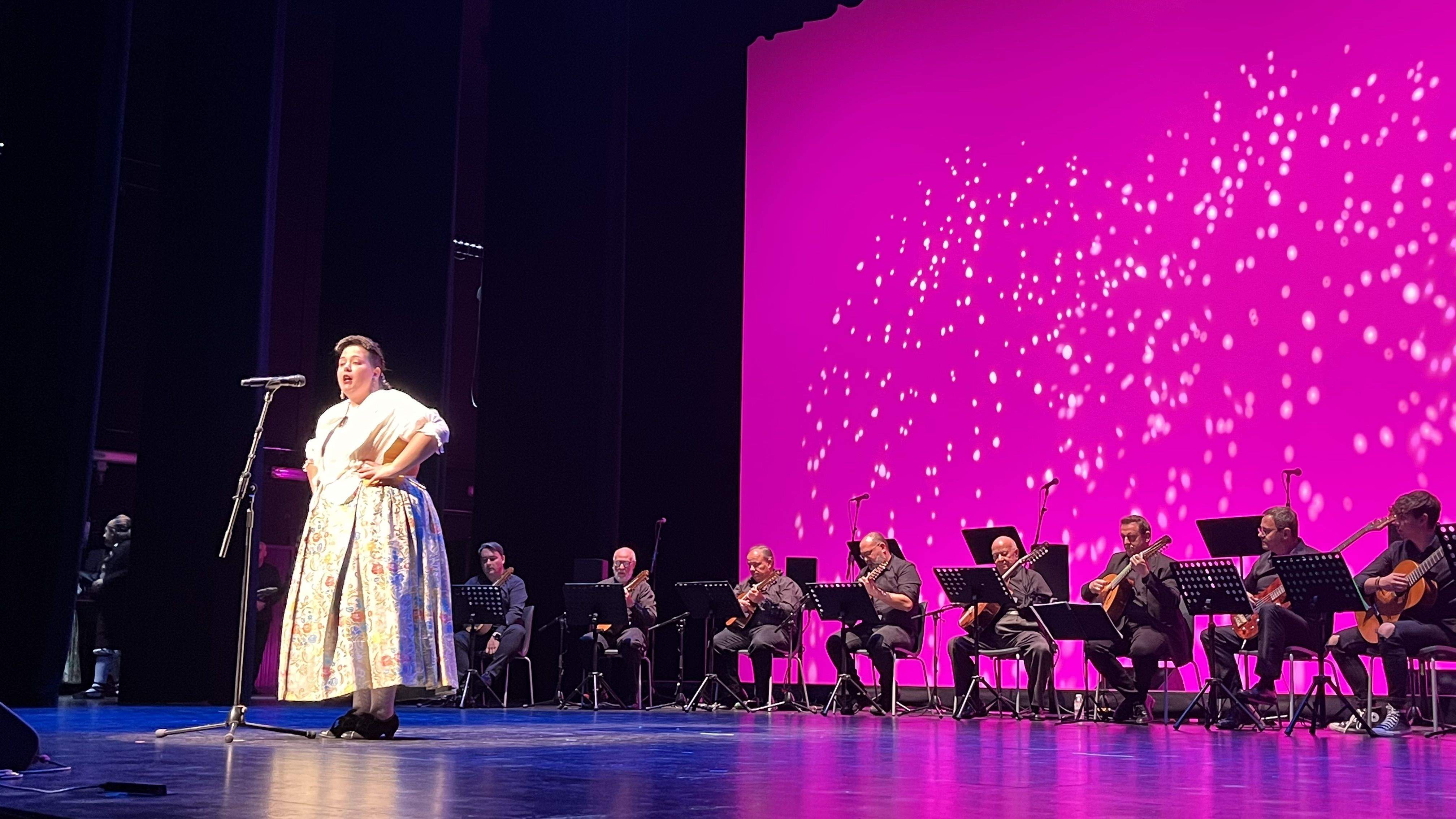Gala de la Escuela de Folklore y Música de Huesca