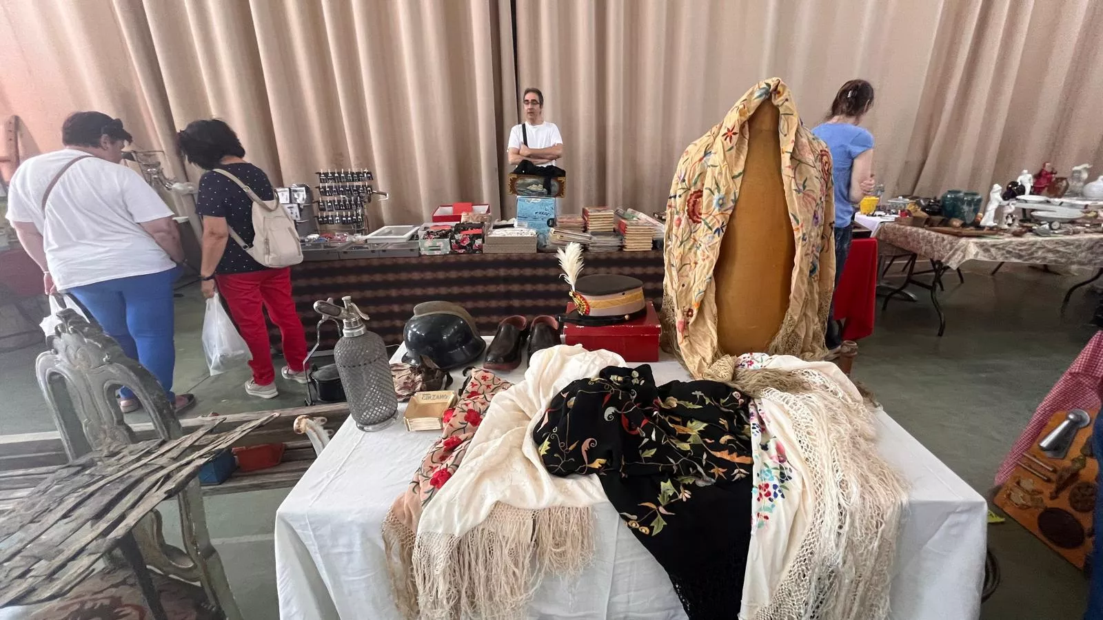 Feria de Antigüedades de Chimillas. Foto Mercedes Manterola