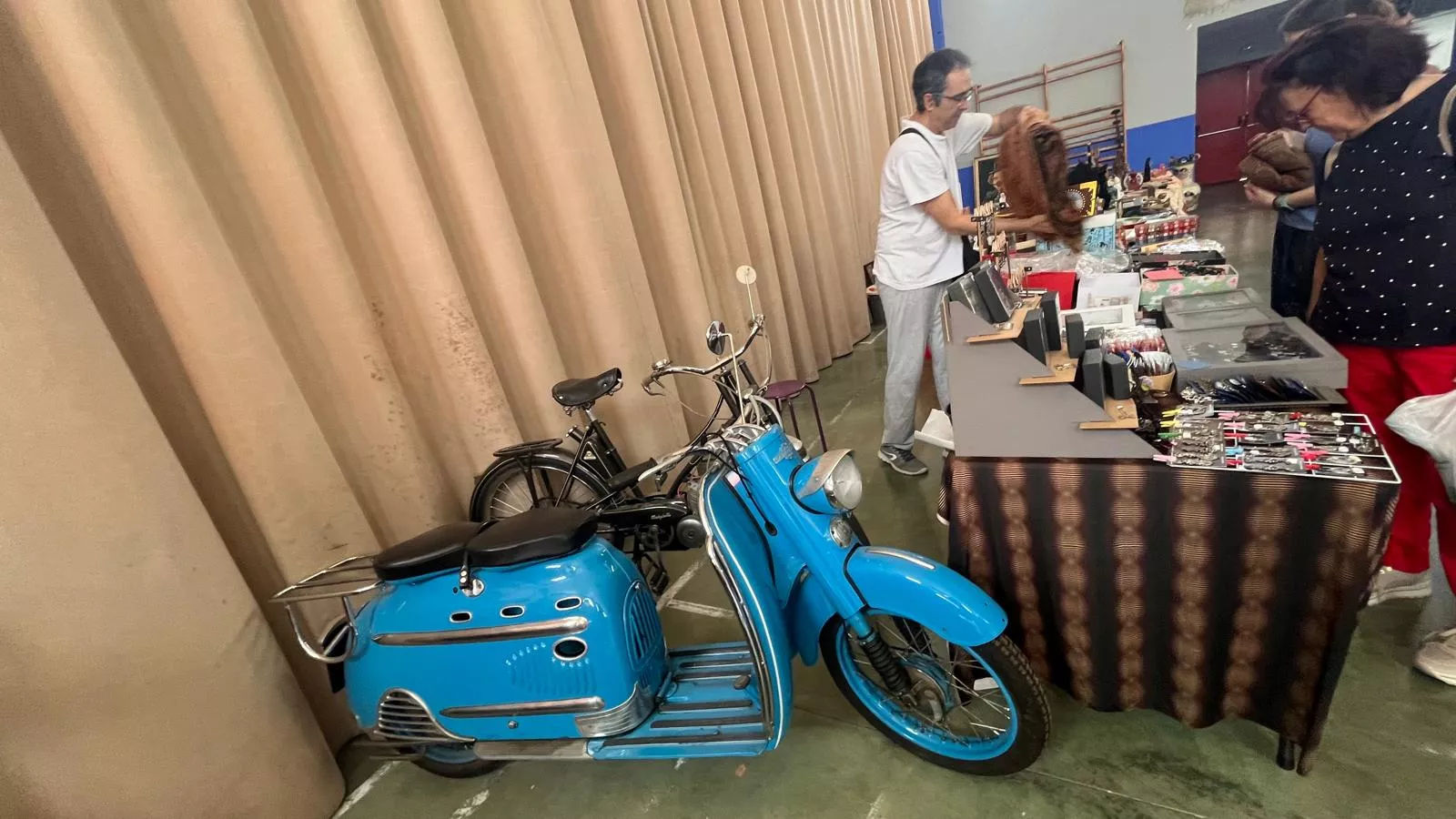 Feria de Antigüedades de Chimillas. Foto Mercedes Manterola