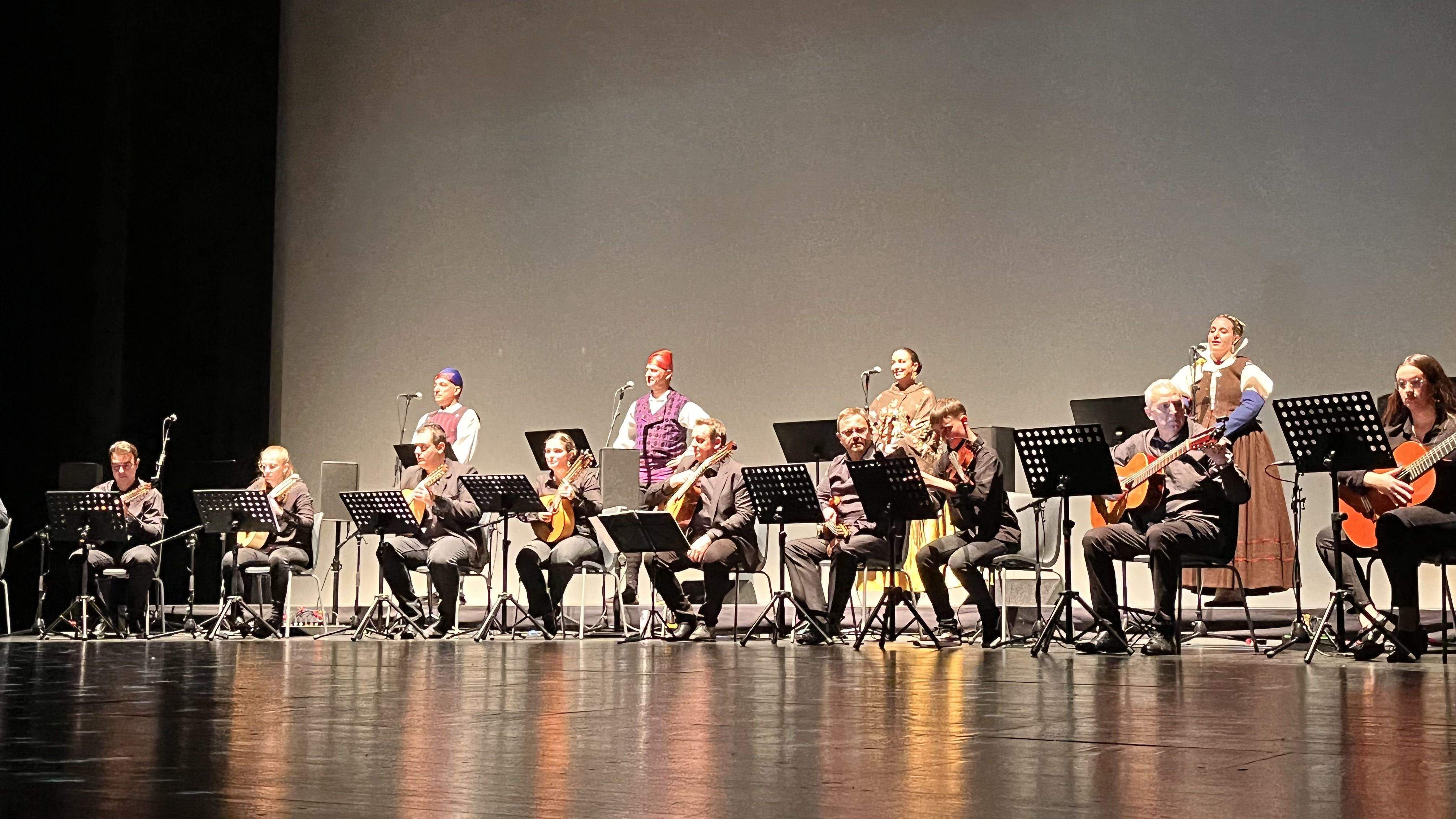 Gala de la Escuela de Folklore y Música de Huesca