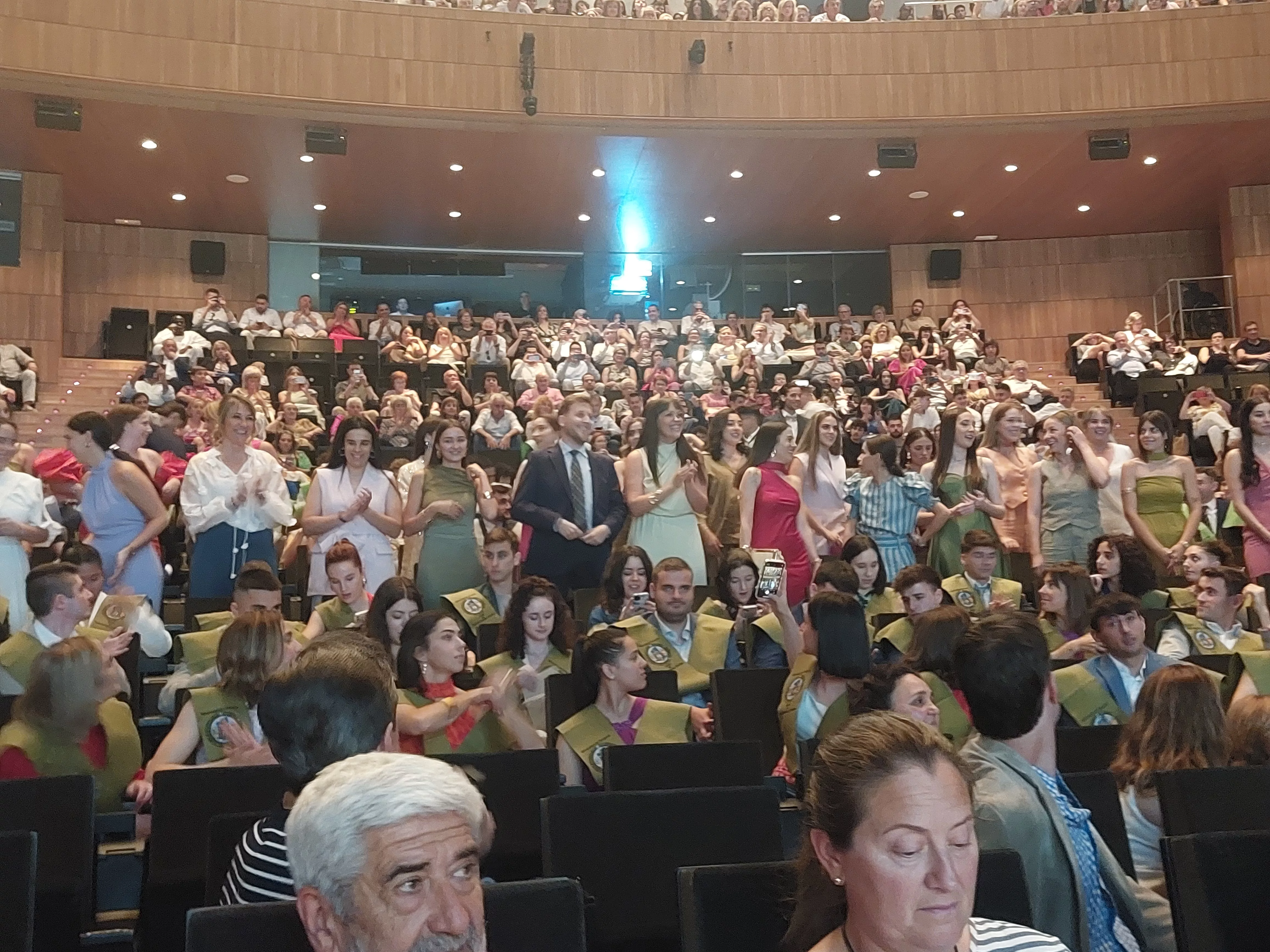 Graduación de los estudios de la Facultad de Ciencias de la Salud y del Deporte. Foto Javier García Antón