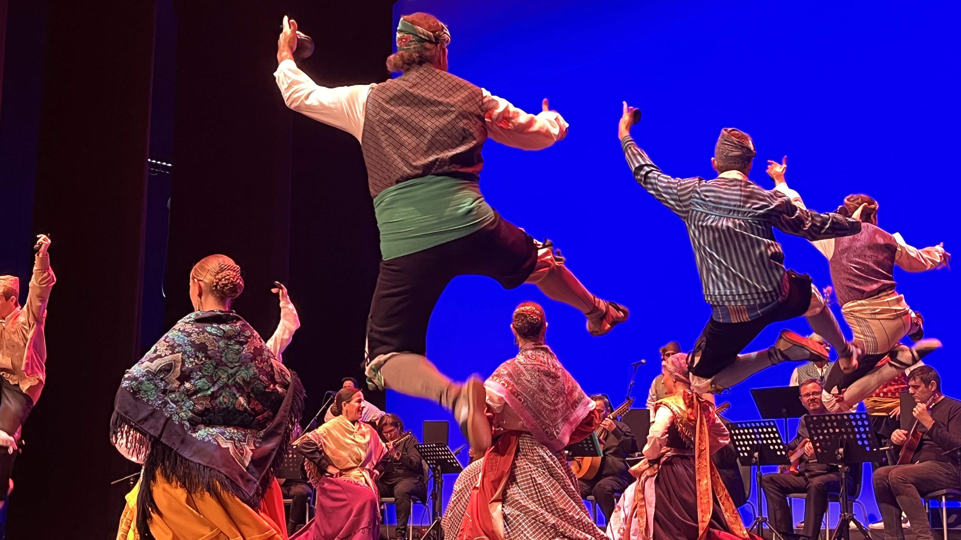Gala de la Escuela de Folklore y Música de Huesca