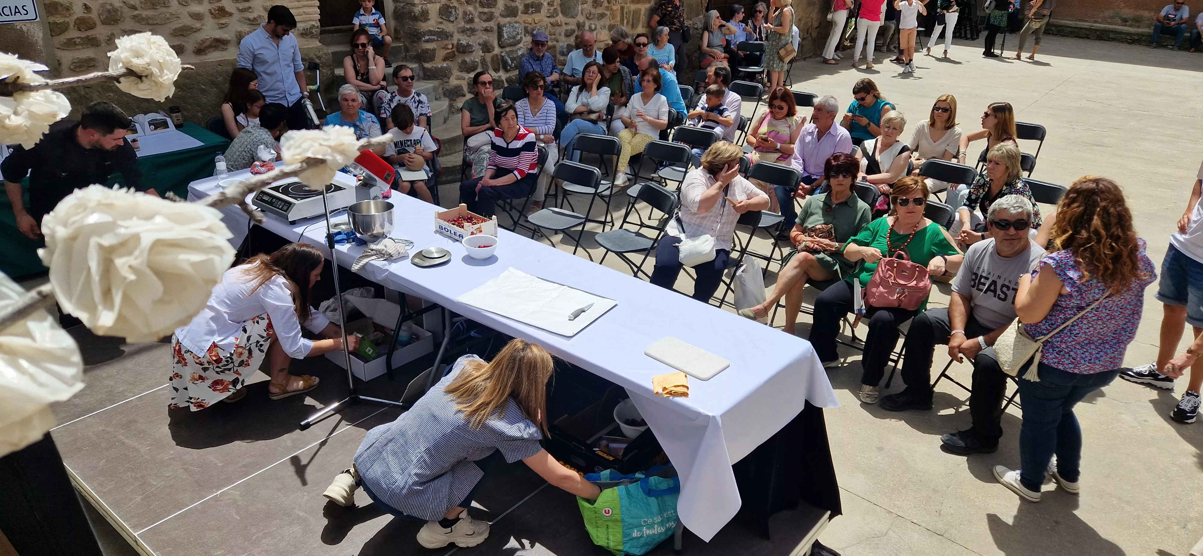 Prefiesta de la Feria de la Cereza de Bolea. Foto Myriam Martínez