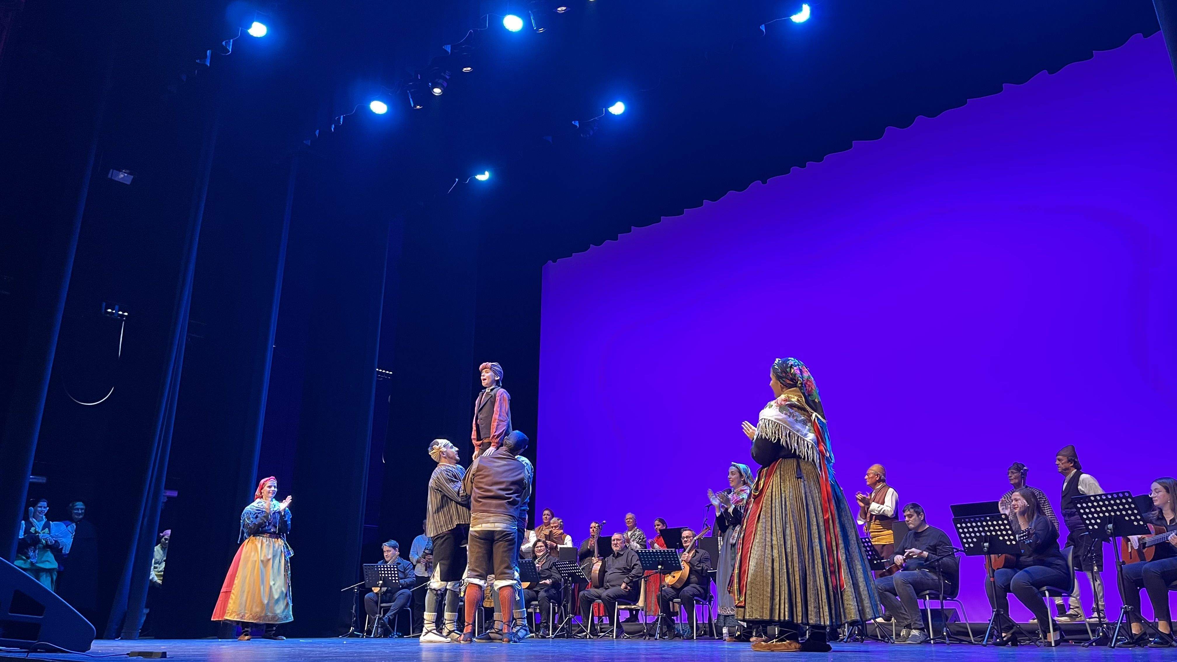 Gala de la Escuela de Folklore y Música de Huesca